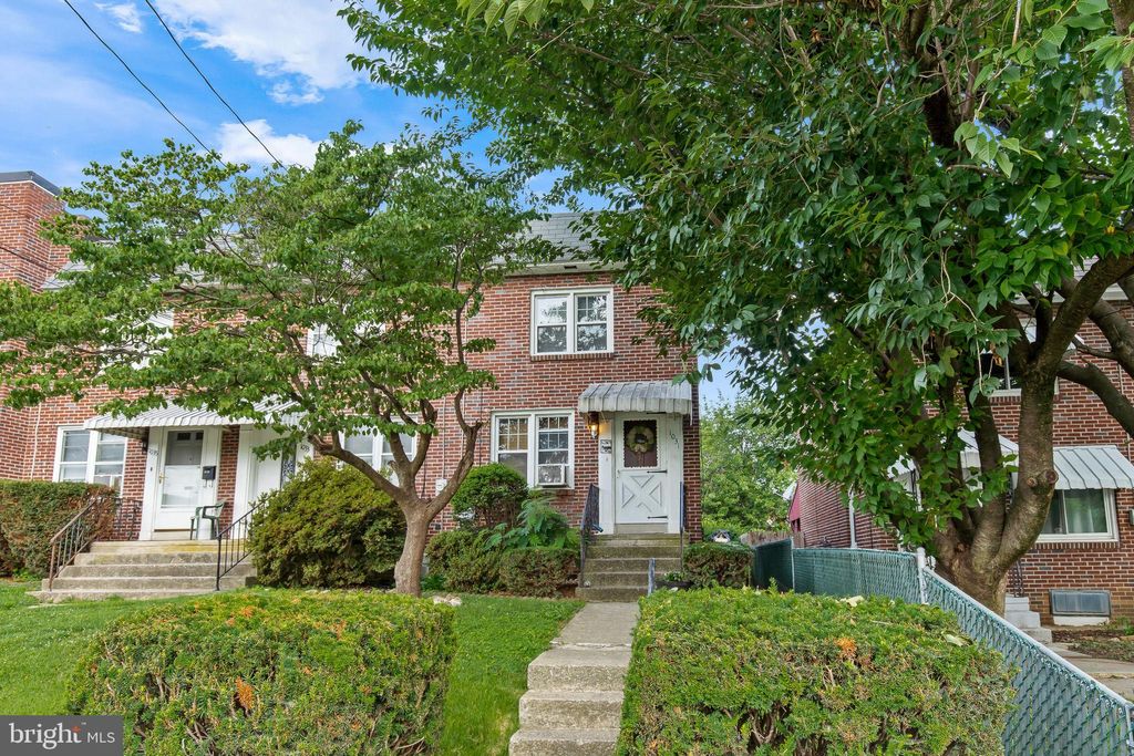 Photo of 1031 St Joseph, Lancaster, PA 17603 (MLS # PALA2039598)