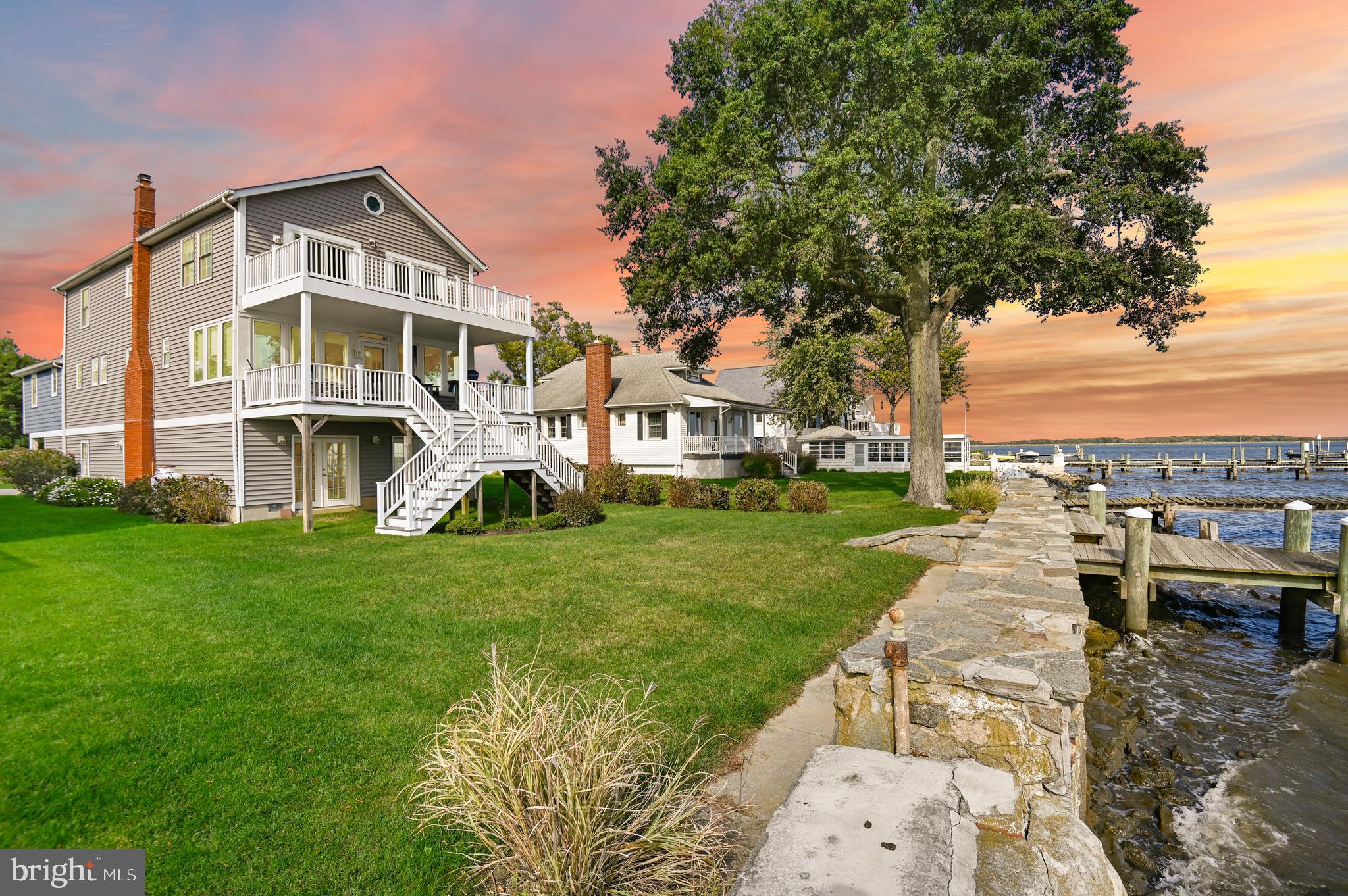 BOWLEYS QUARTERS - Residential