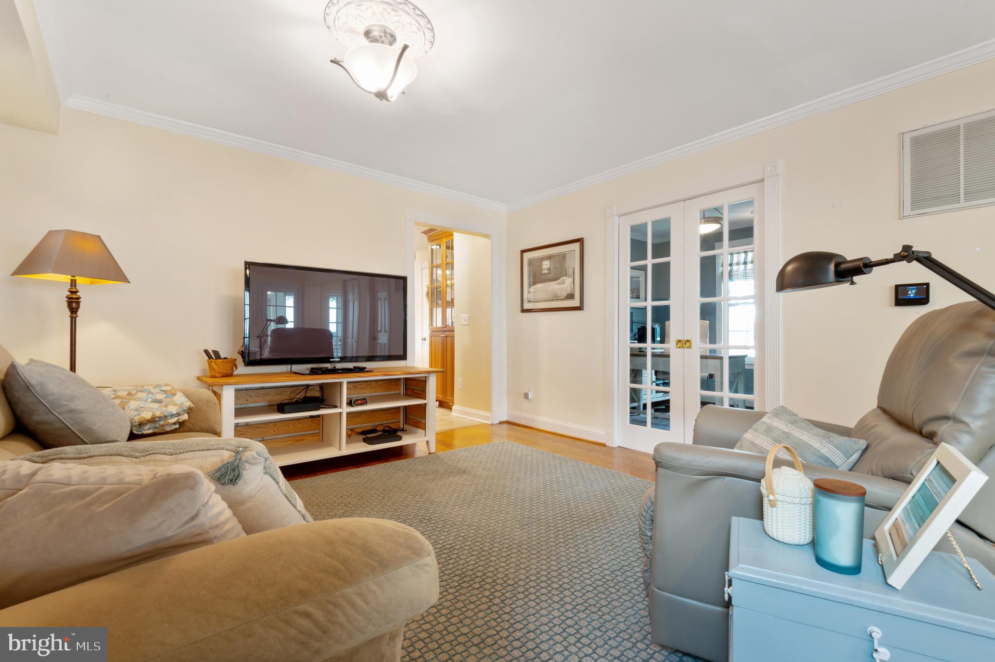 BOWLEYS QUARTERS - Residential