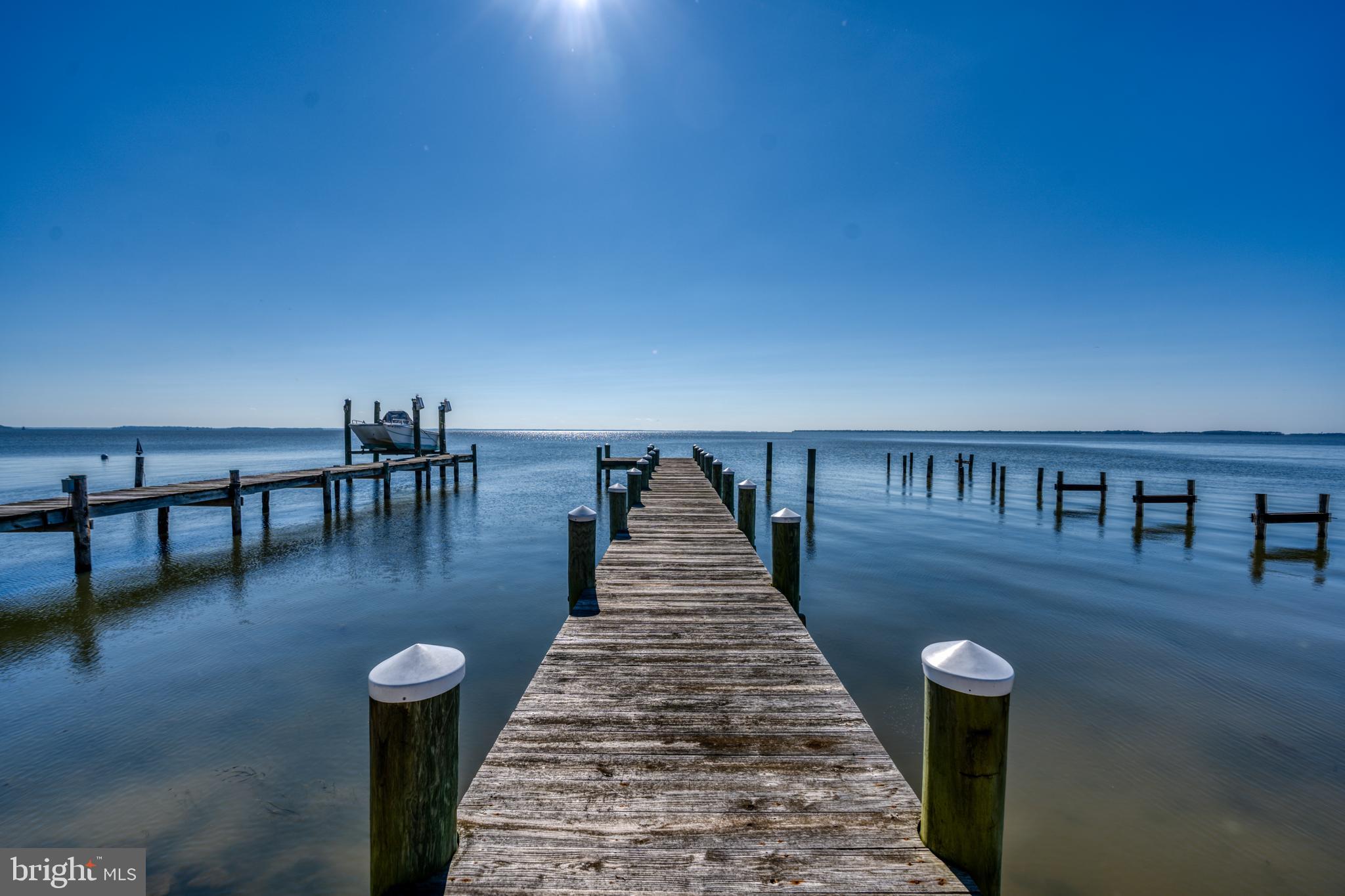 BOWLEYS QUARTERS - Residential