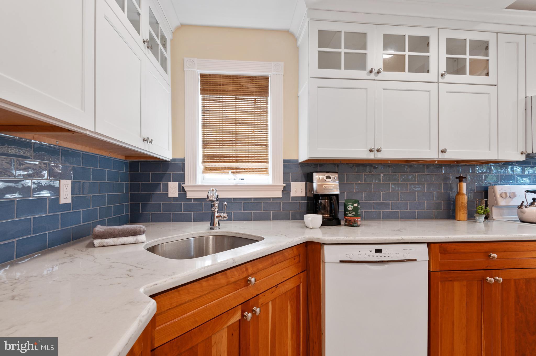 BOWLEYS QUARTERS - Residential