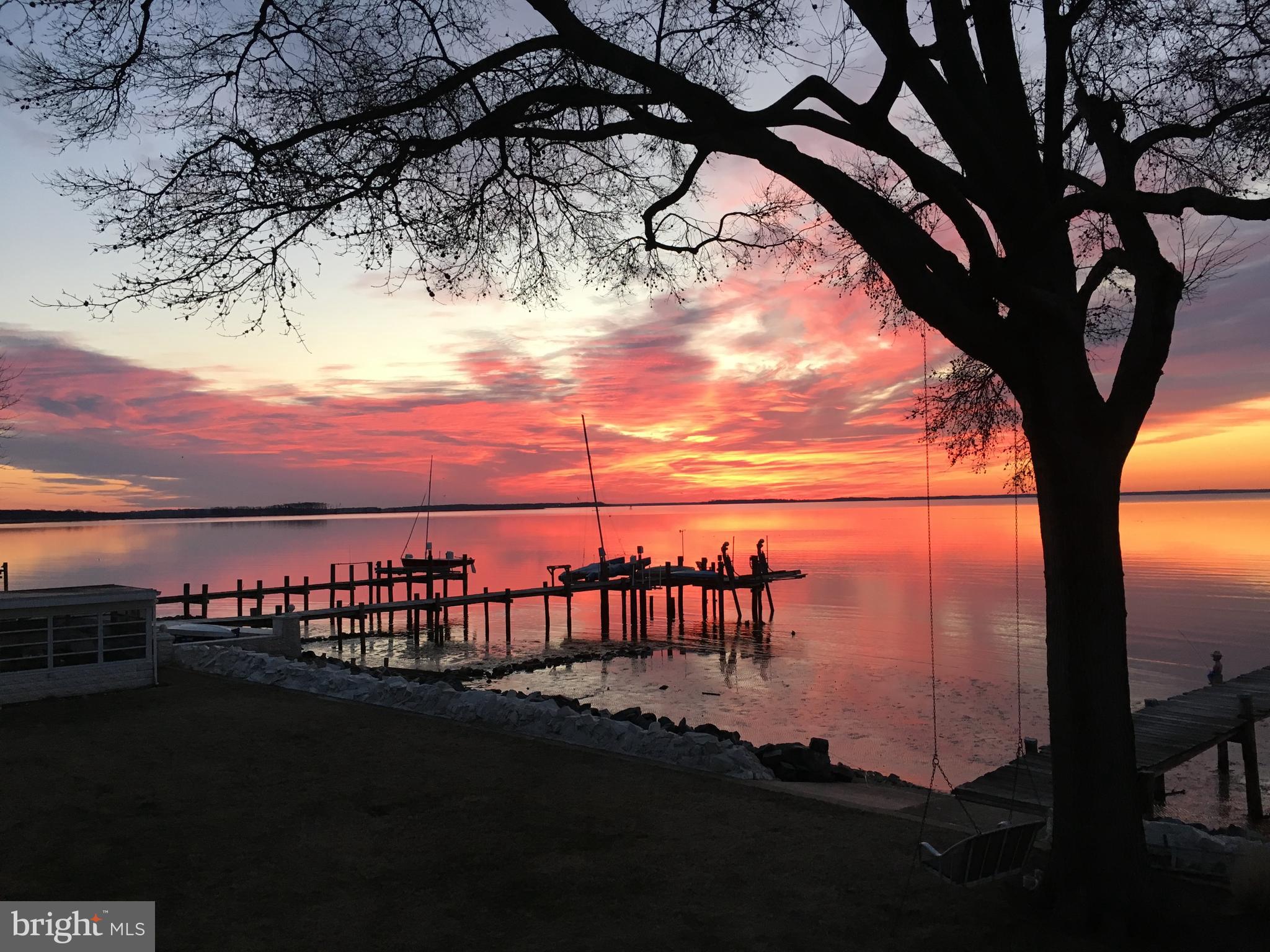 BOWLEYS QUARTERS - Residential