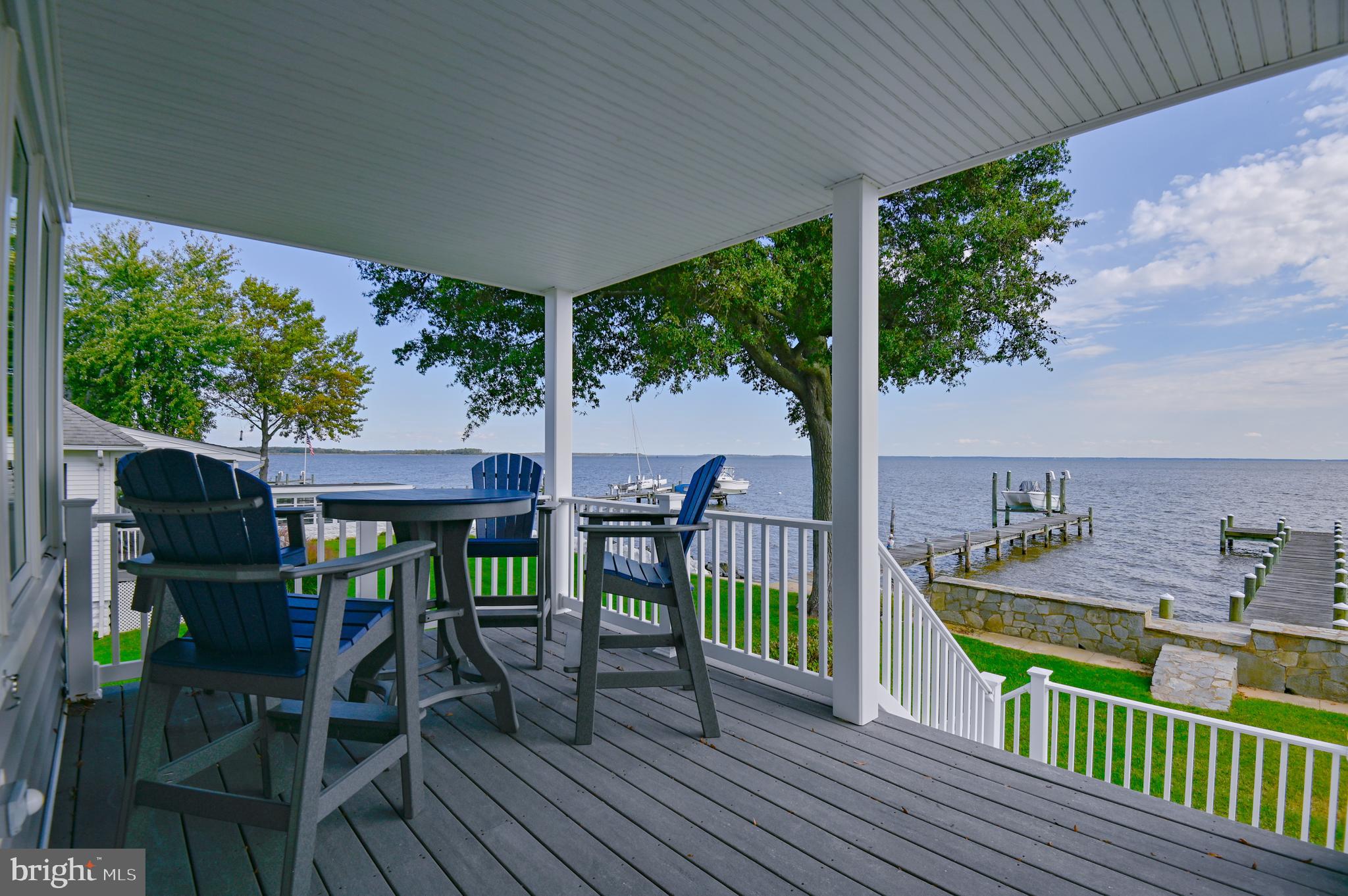 BOWLEYS QUARTERS - Residential