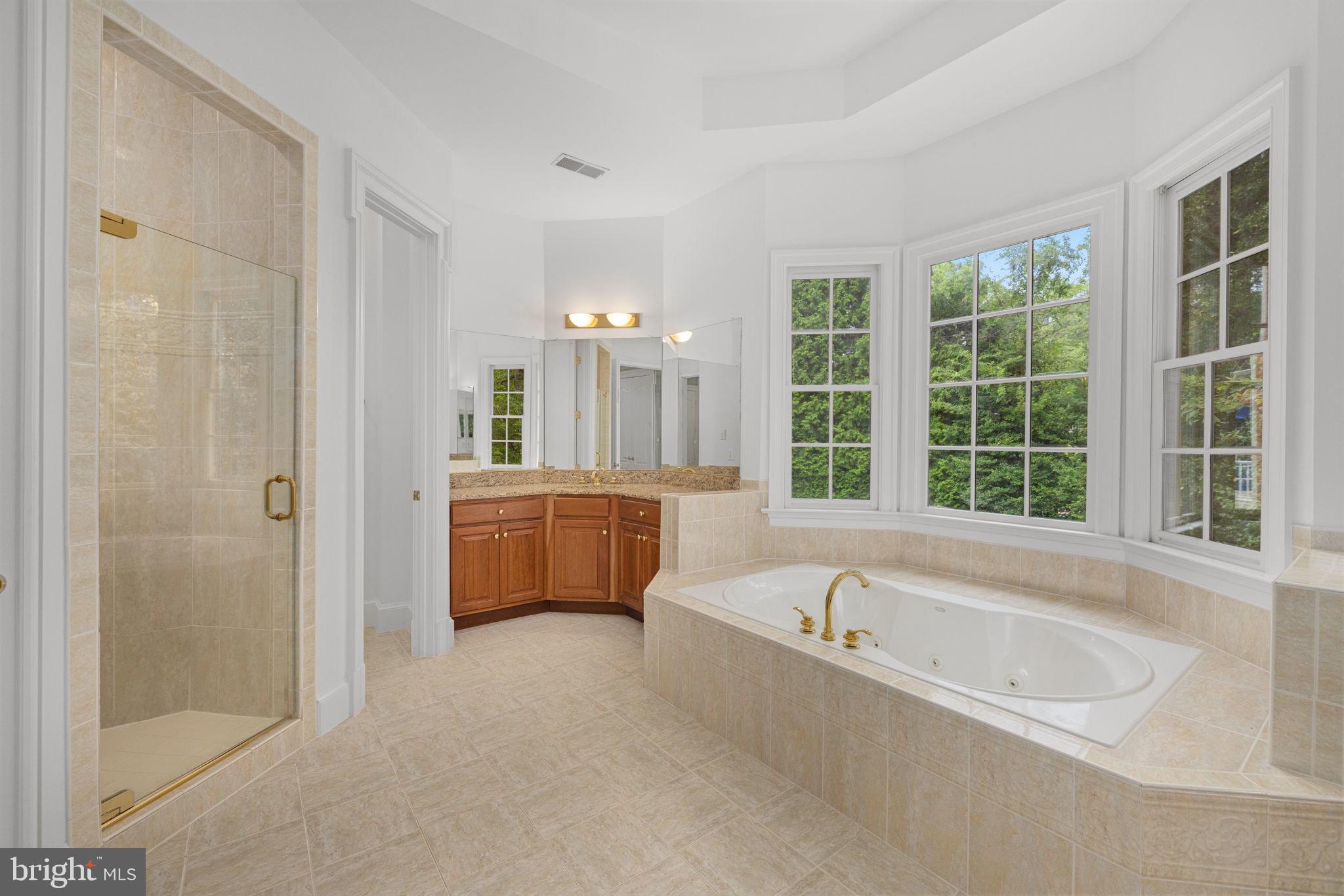 FOXHALL OF MCLEAN - Residential