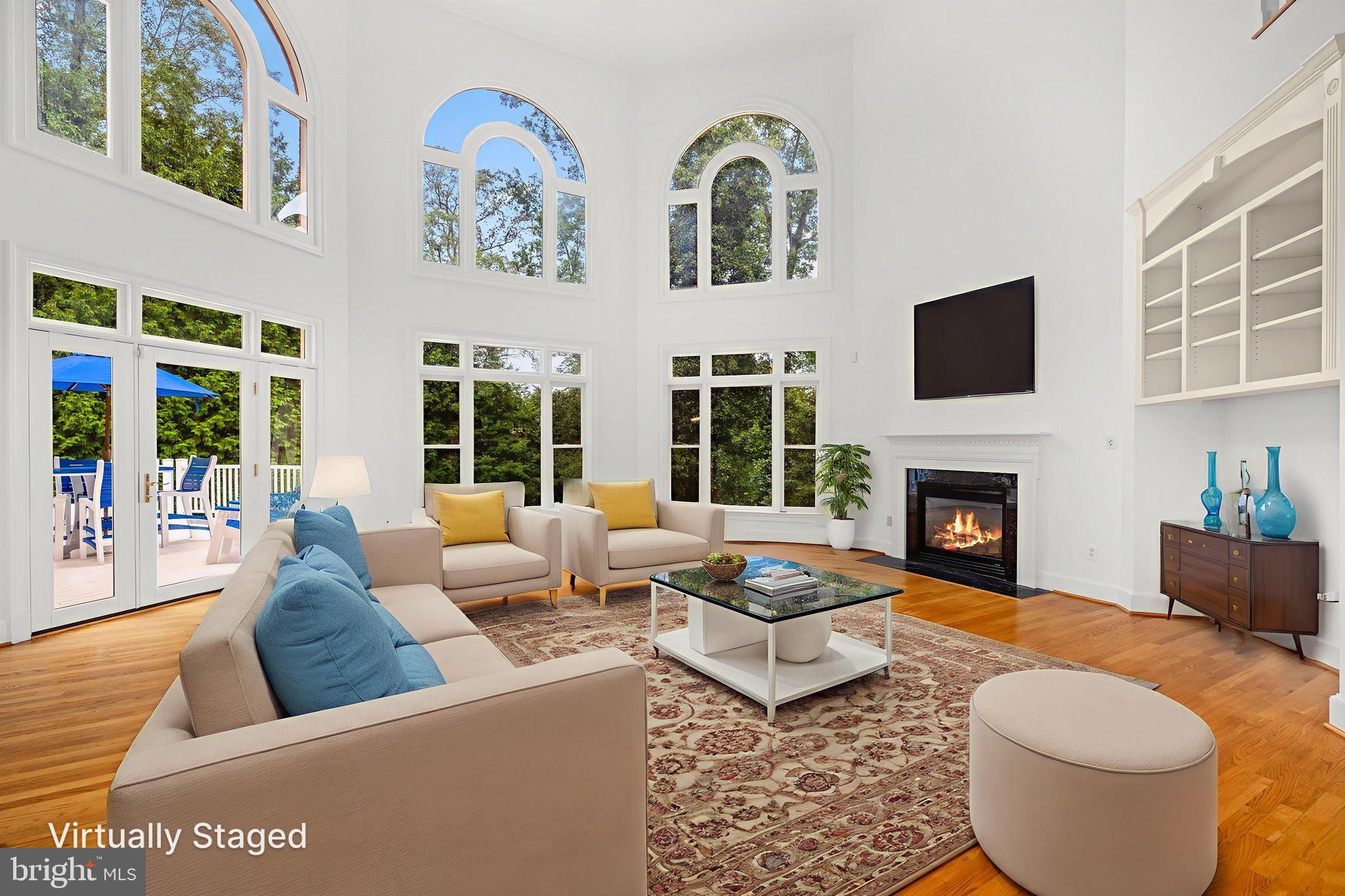 FOXHALL OF MCLEAN - Residential