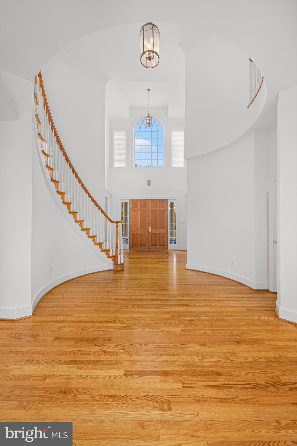 FOXHALL OF MCLEAN - Residential