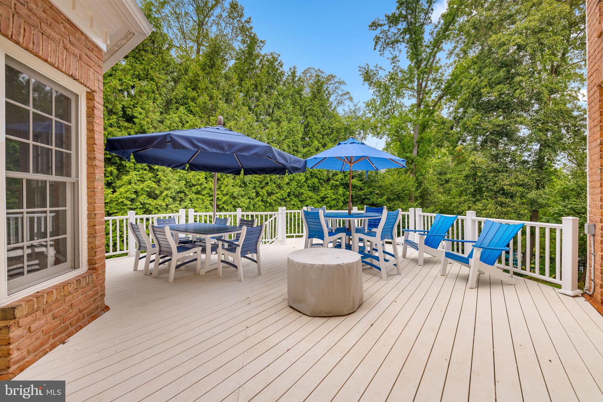 FOXHALL OF MCLEAN - Residential