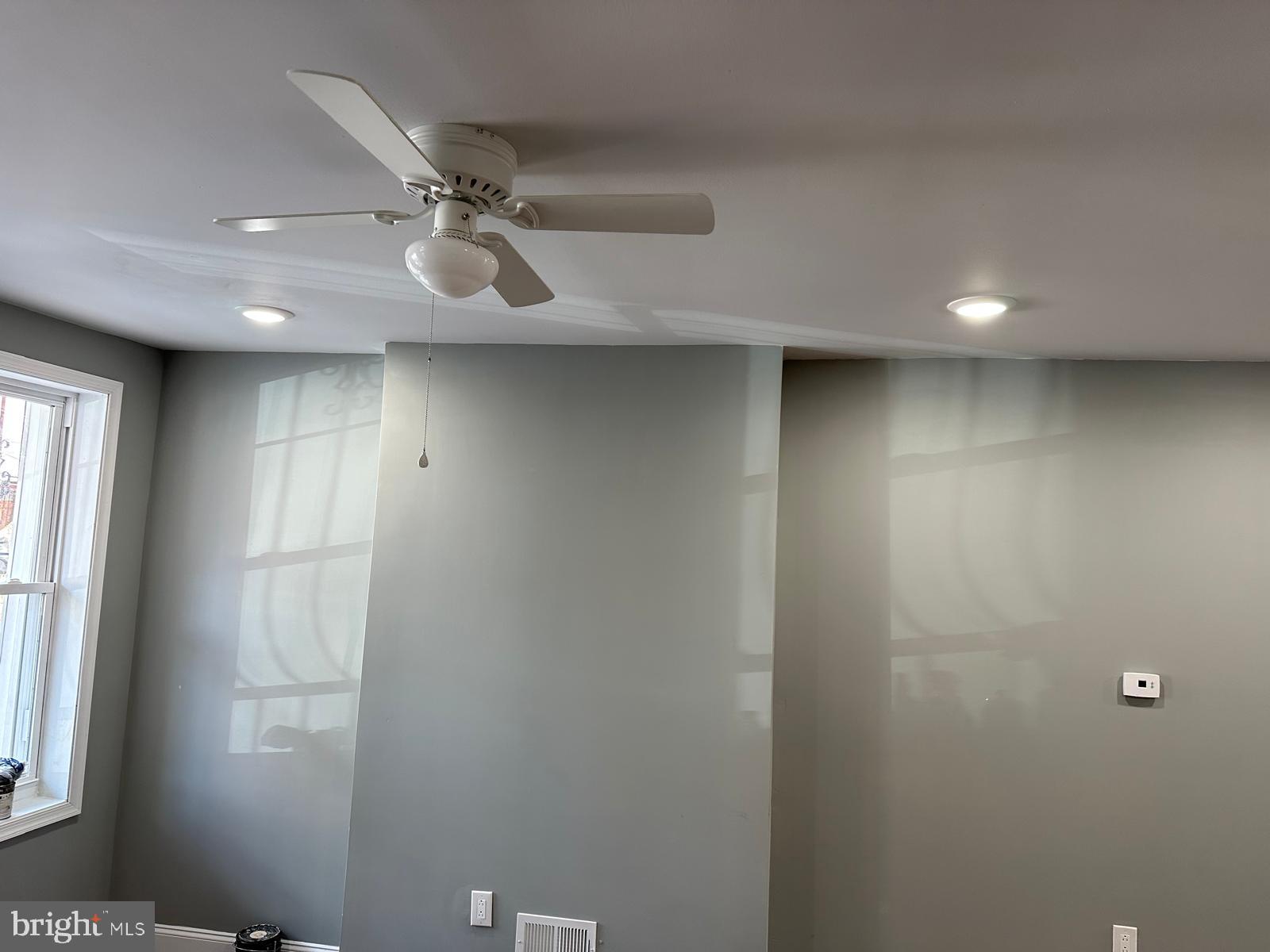 PHILADELPHIA (NORTH) - Residential Lease