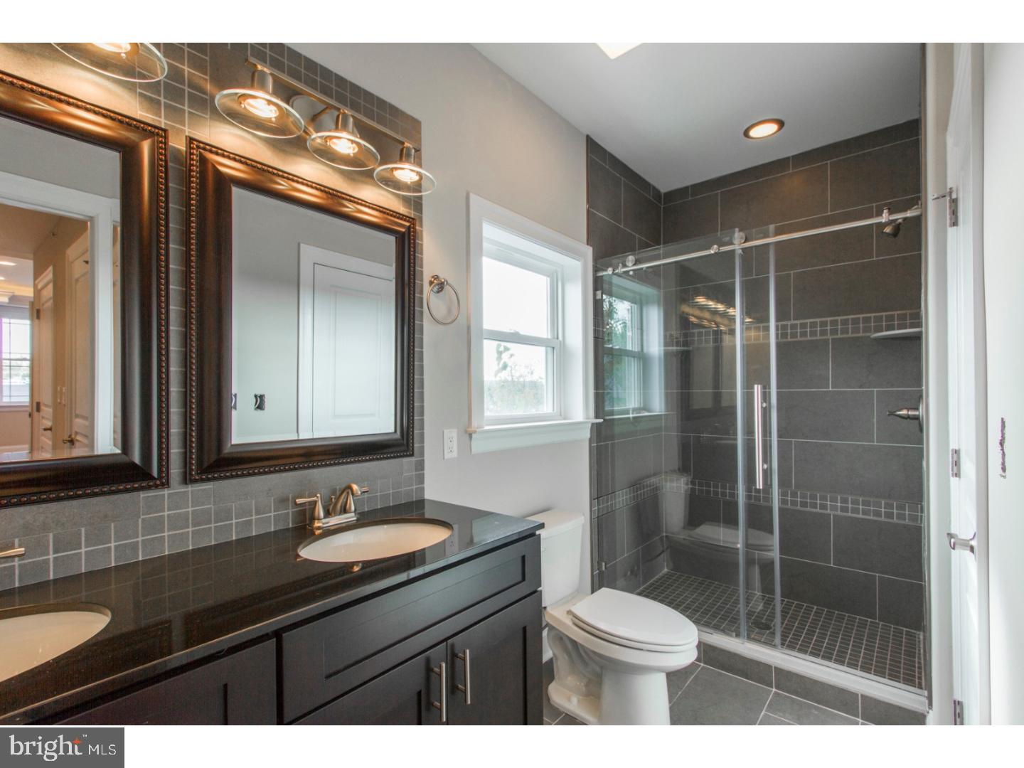 POINT BREEZE - Residential