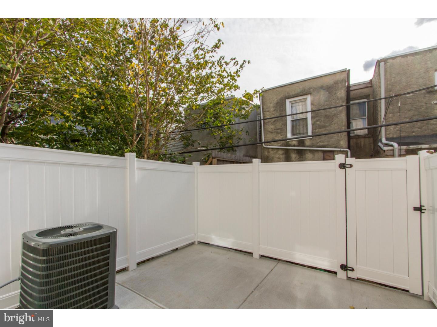 POINT BREEZE - Residential