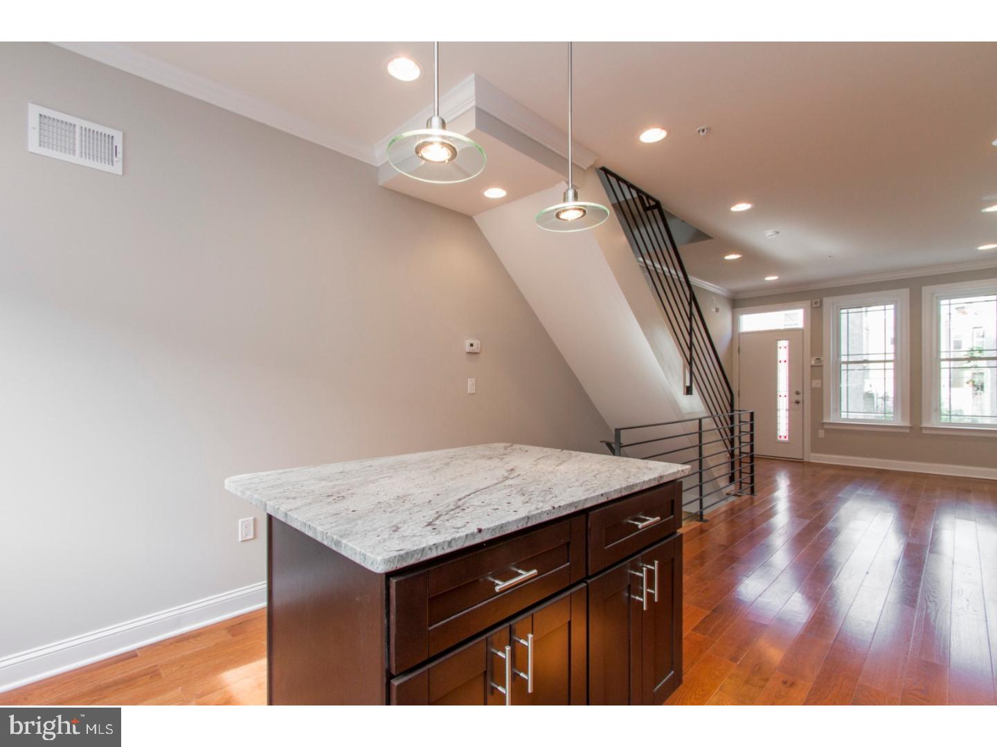 POINT BREEZE - Residential