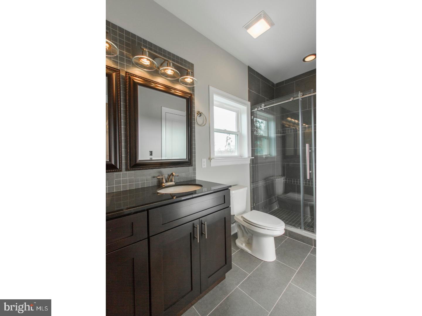 POINT BREEZE - Residential