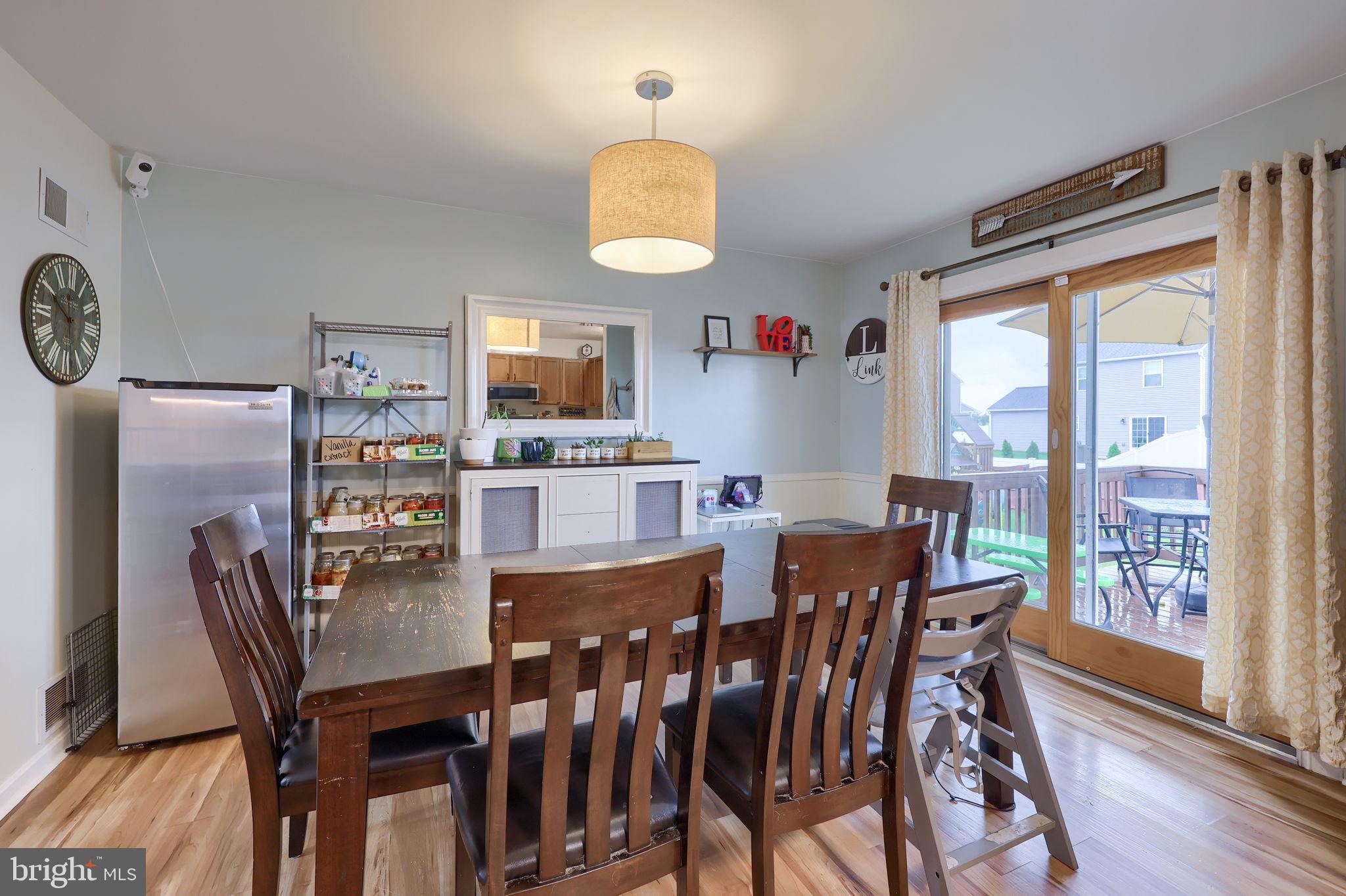 APPLE VIEW EST - Residential