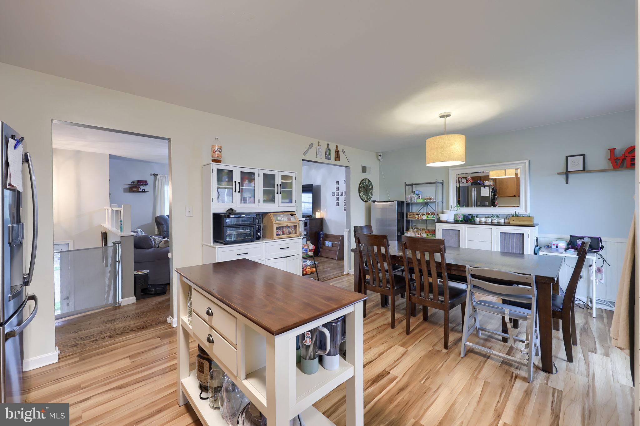 APPLE VIEW EST - Residential