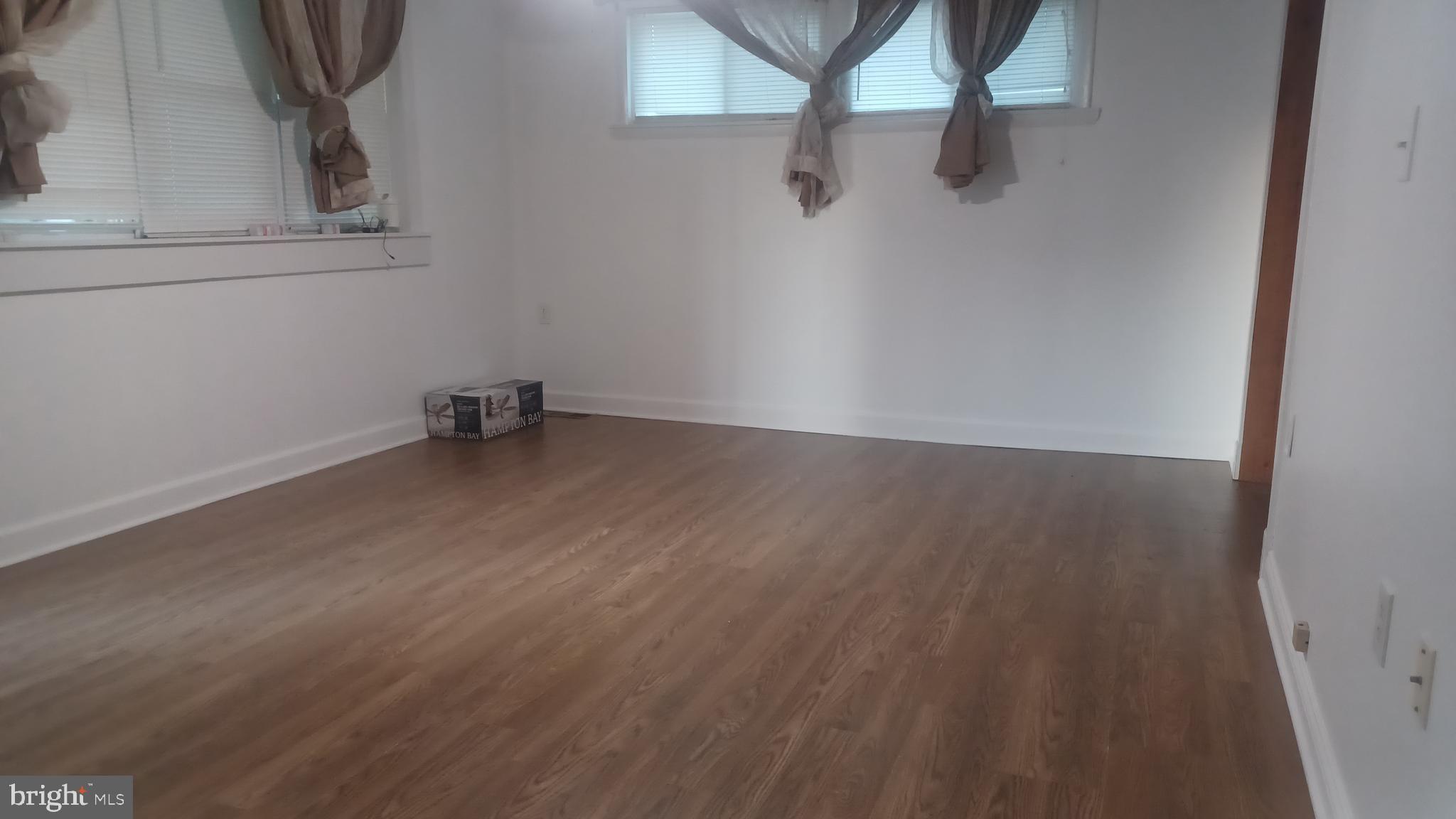 FRENCHS PARK - Residential Lease