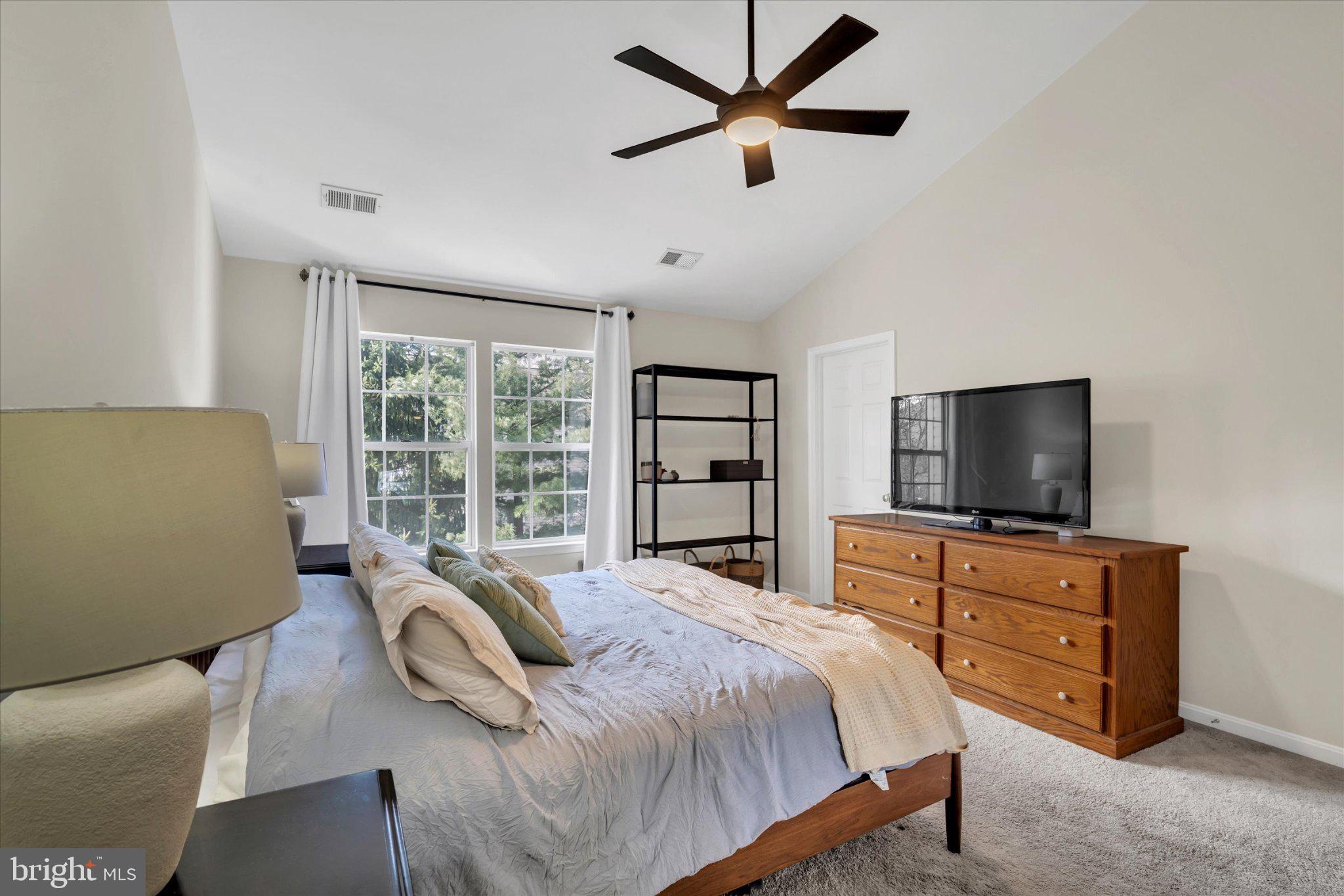 POTOMAC STATION - Residential