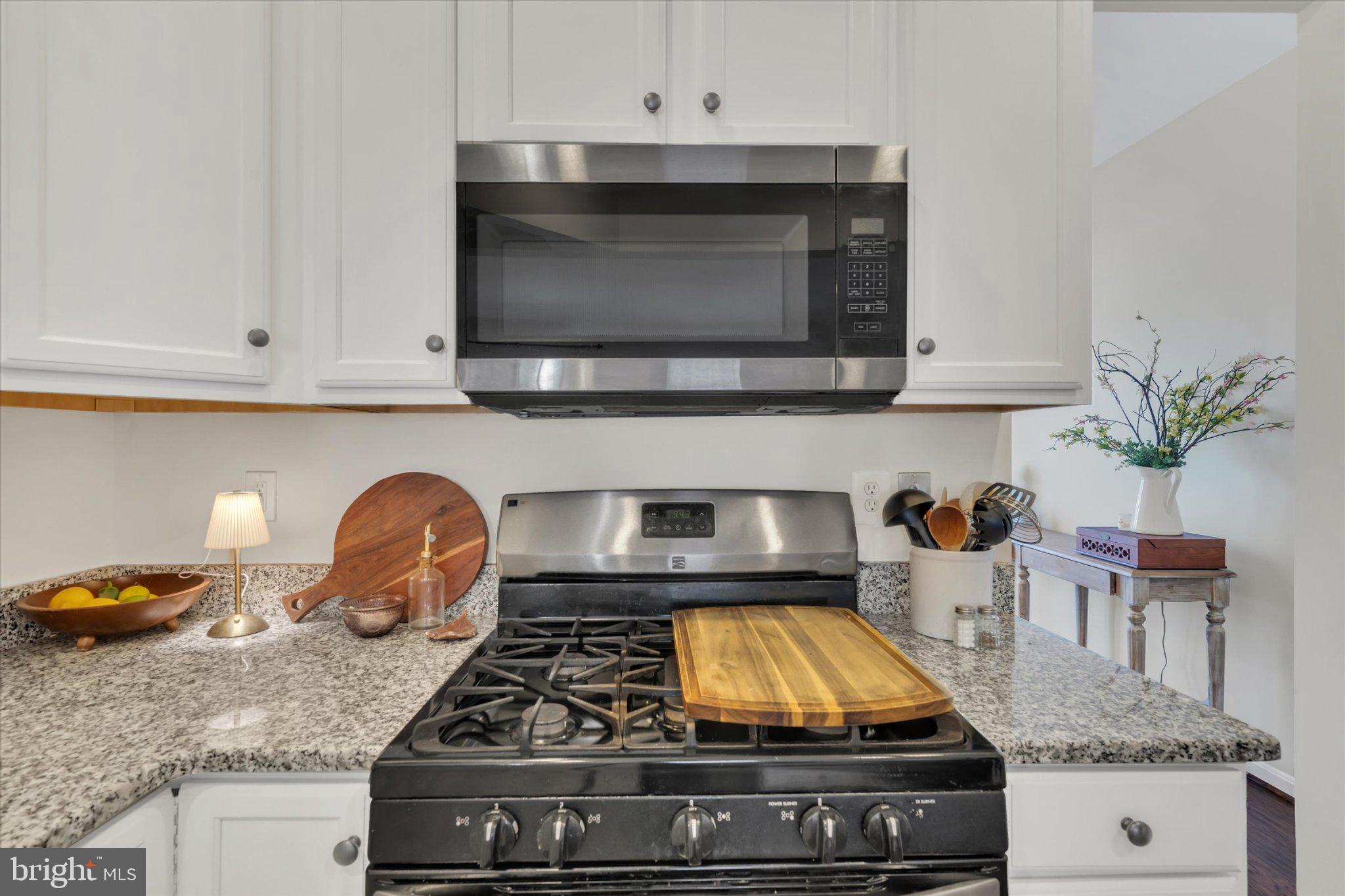 POTOMAC STATION - Residential