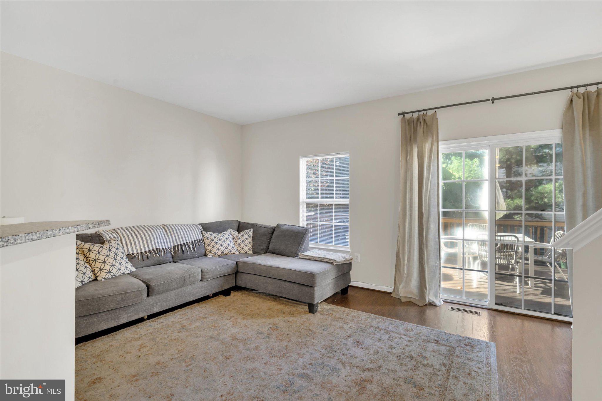 POTOMAC STATION - Residential