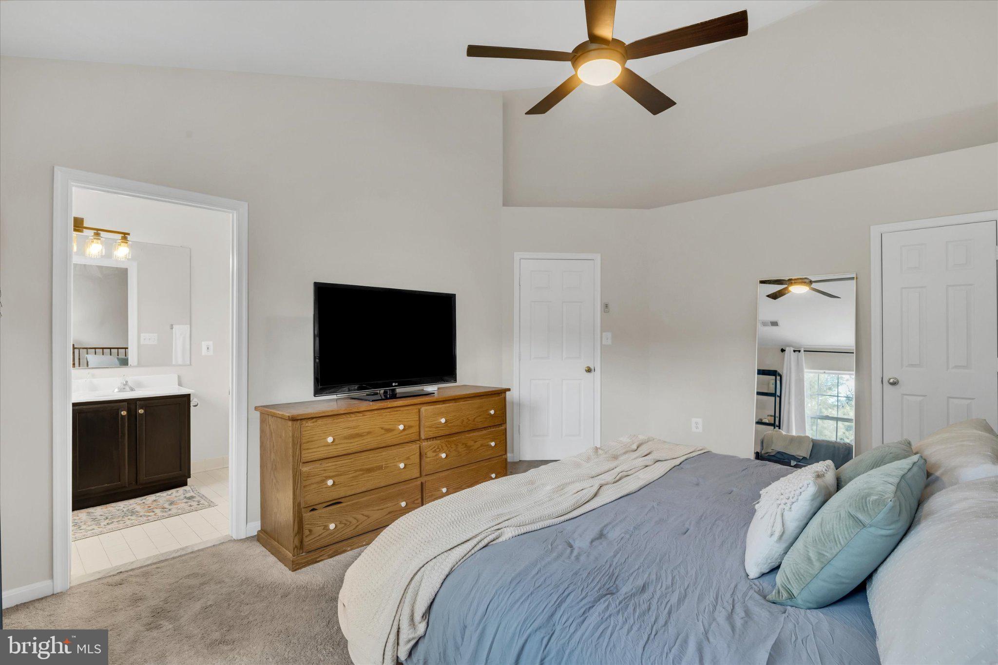 POTOMAC STATION - Residential