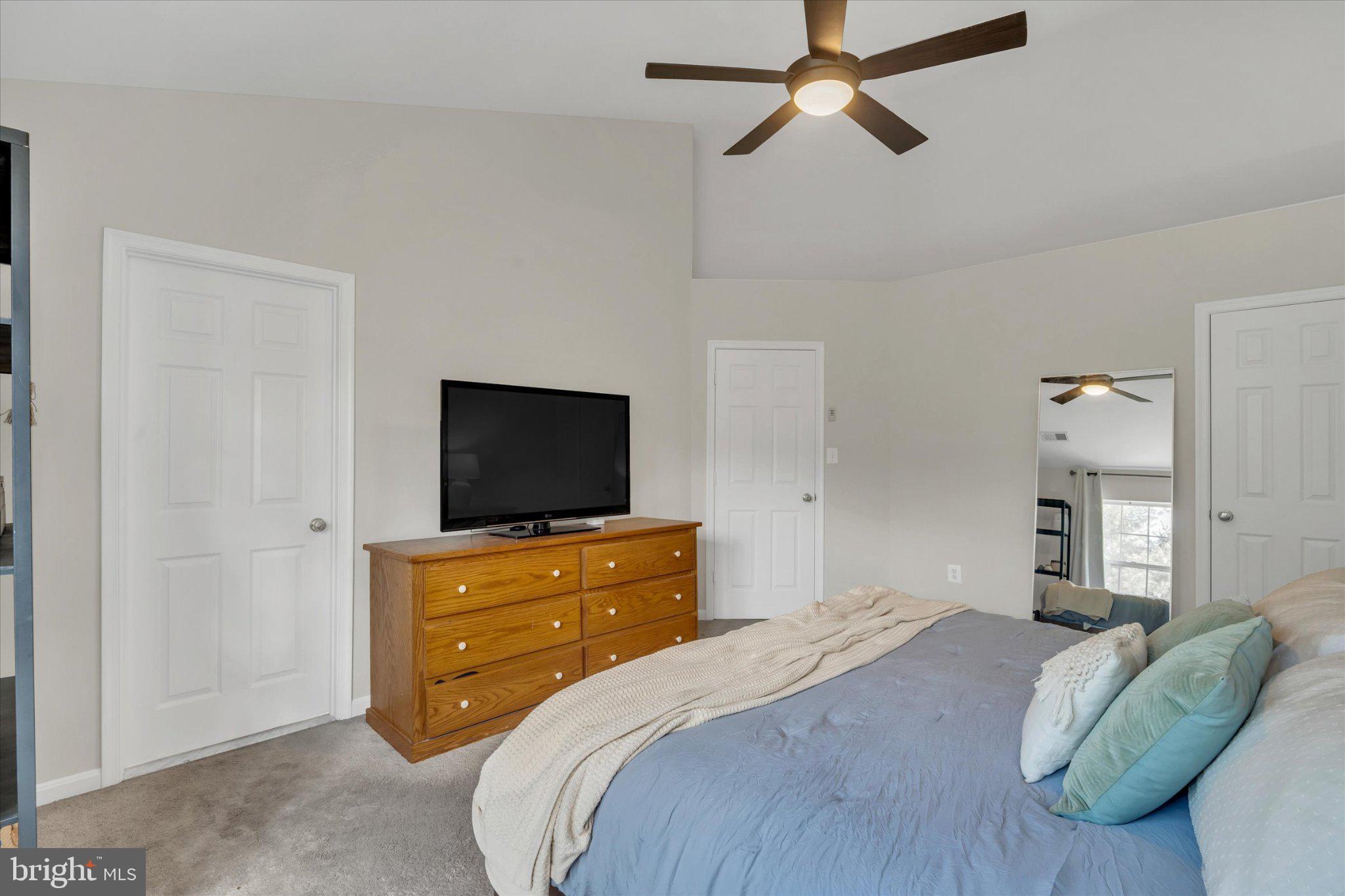 POTOMAC STATION - Residential