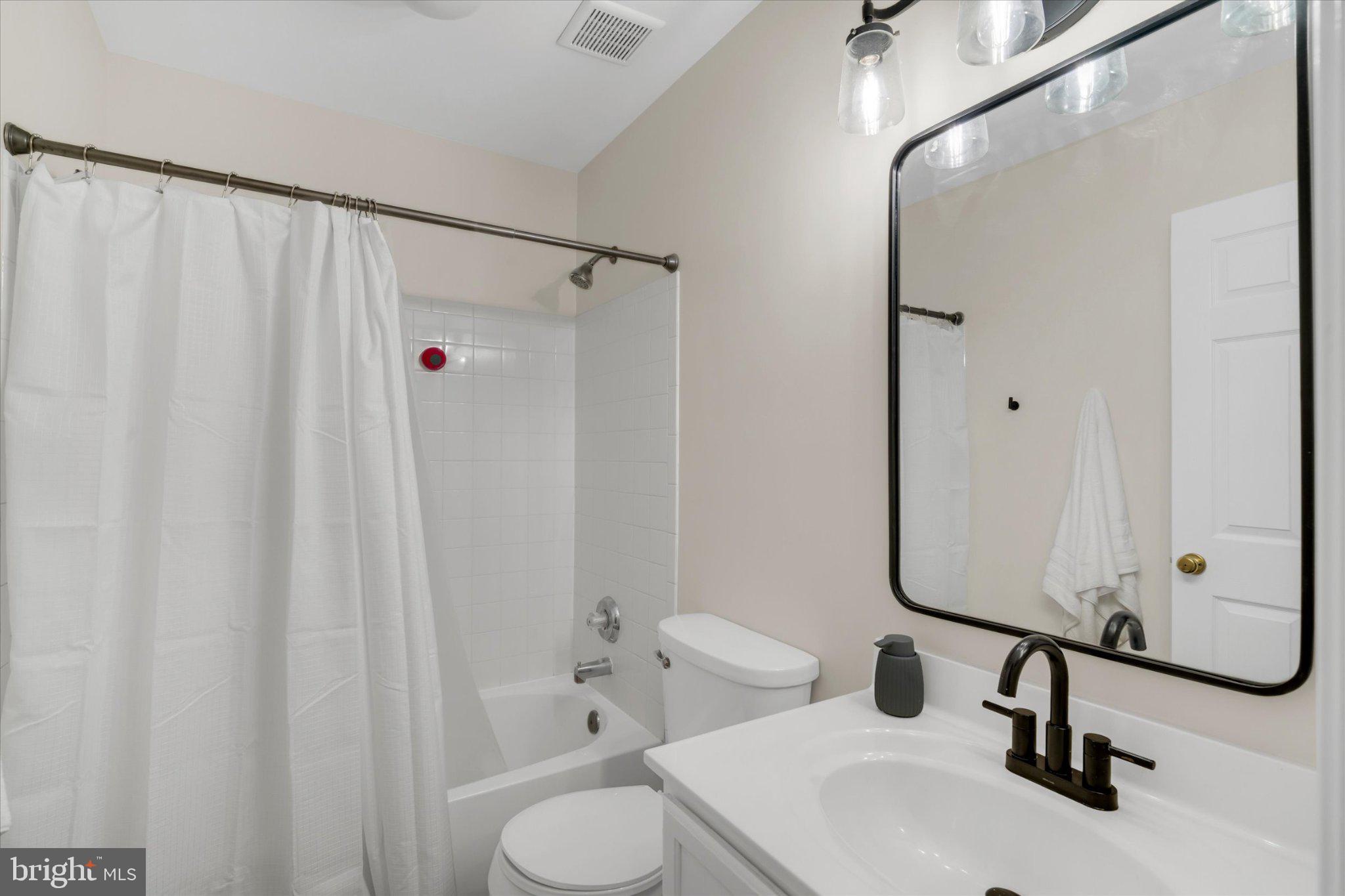 POTOMAC STATION - Residential