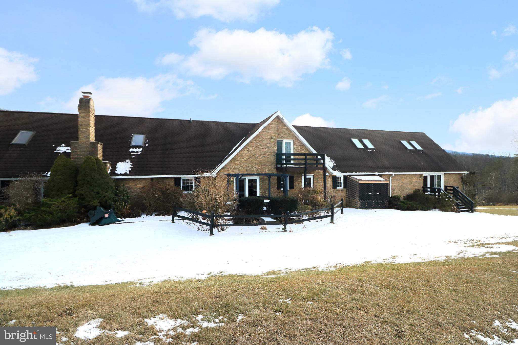 COLYER LAKE - Residential