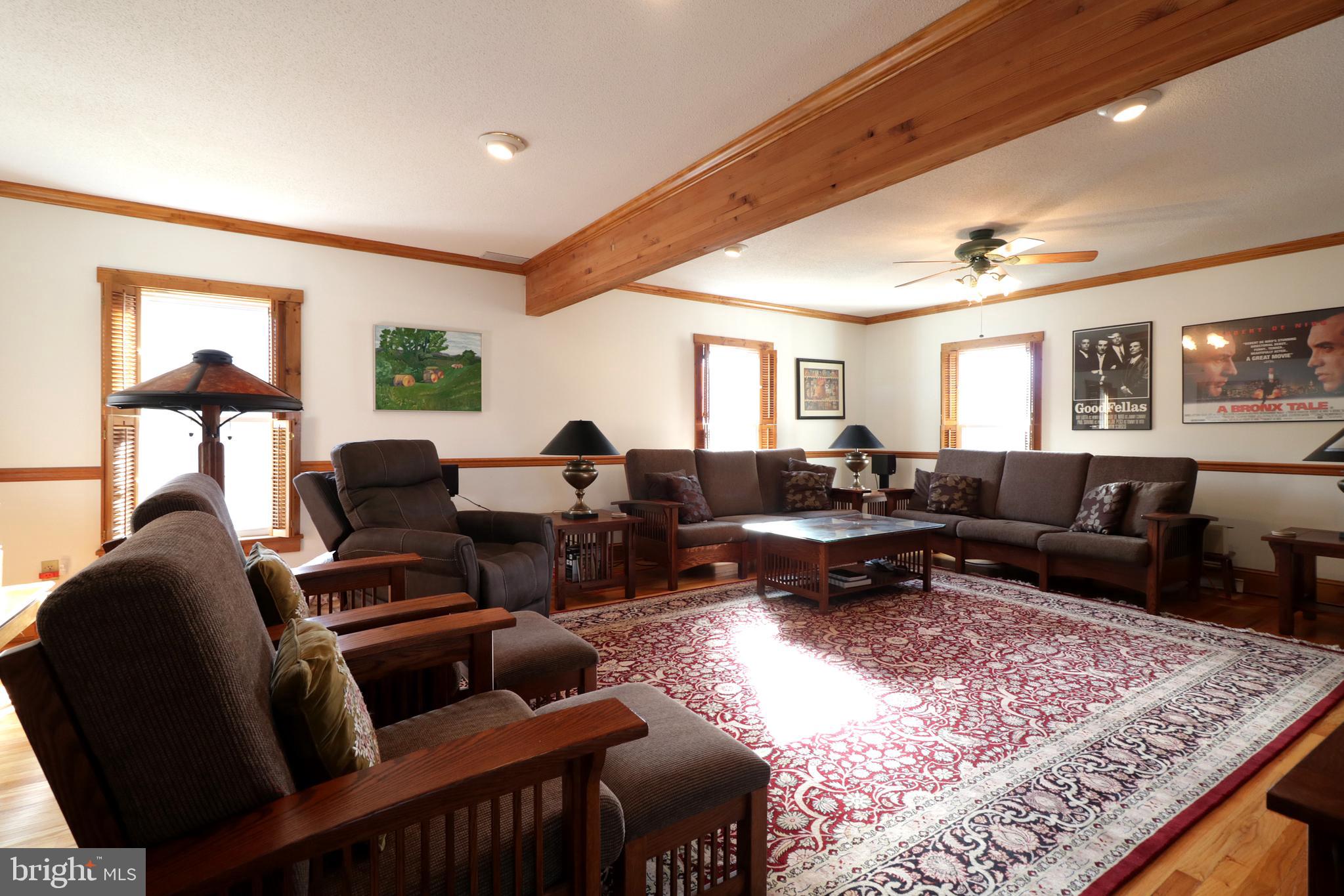 COLYER LAKE - Residential