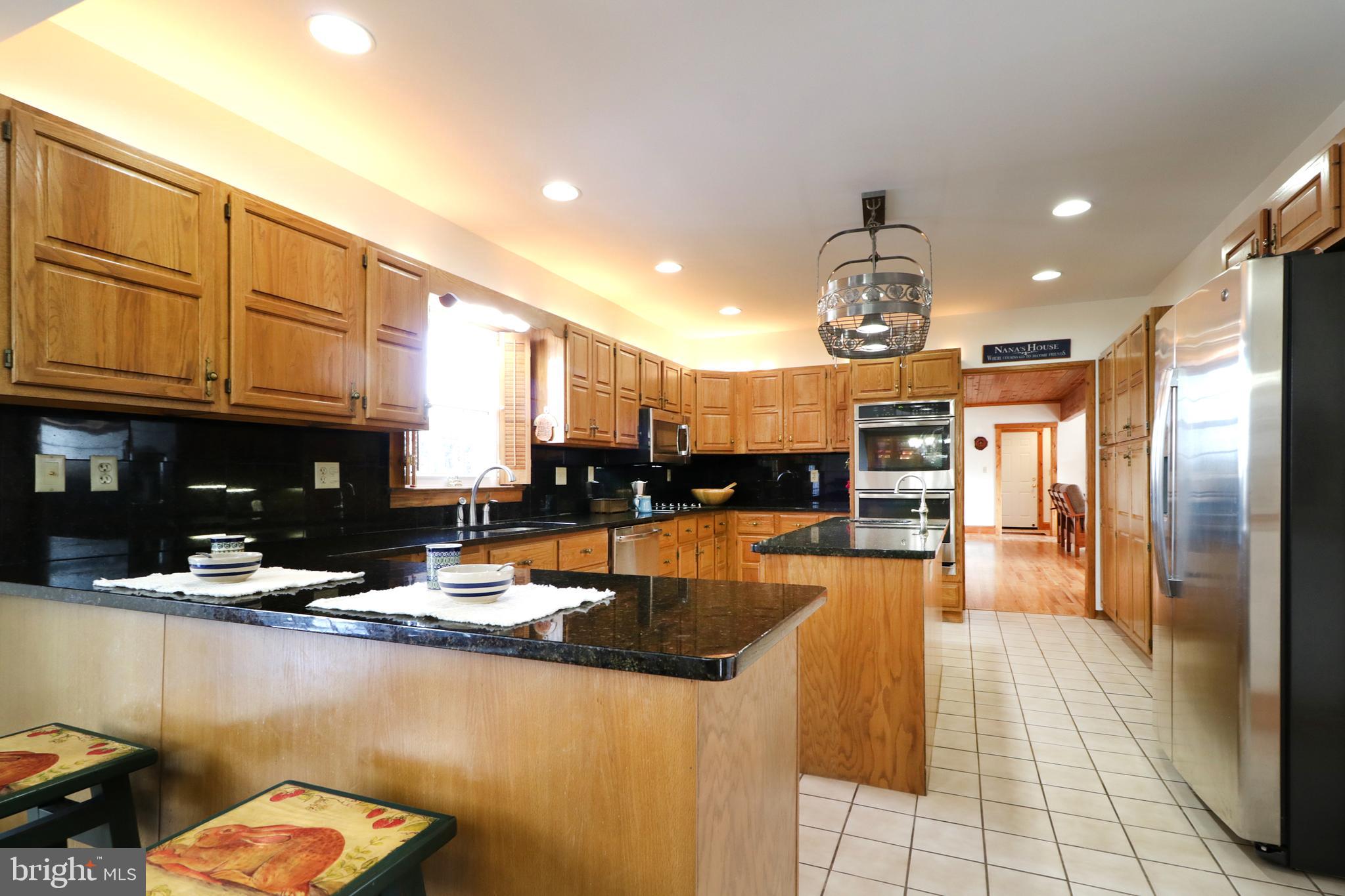 COLYER LAKE - Residential