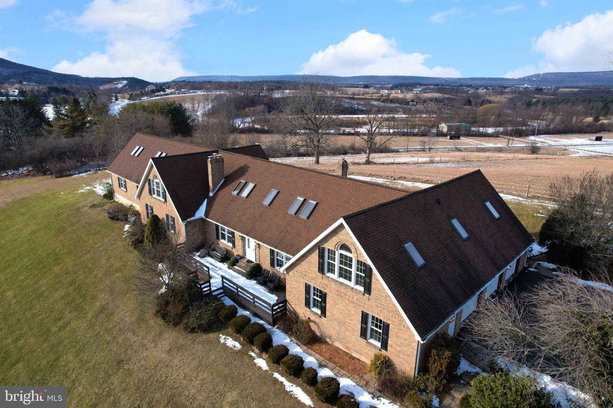 COLYER LAKE - Residential