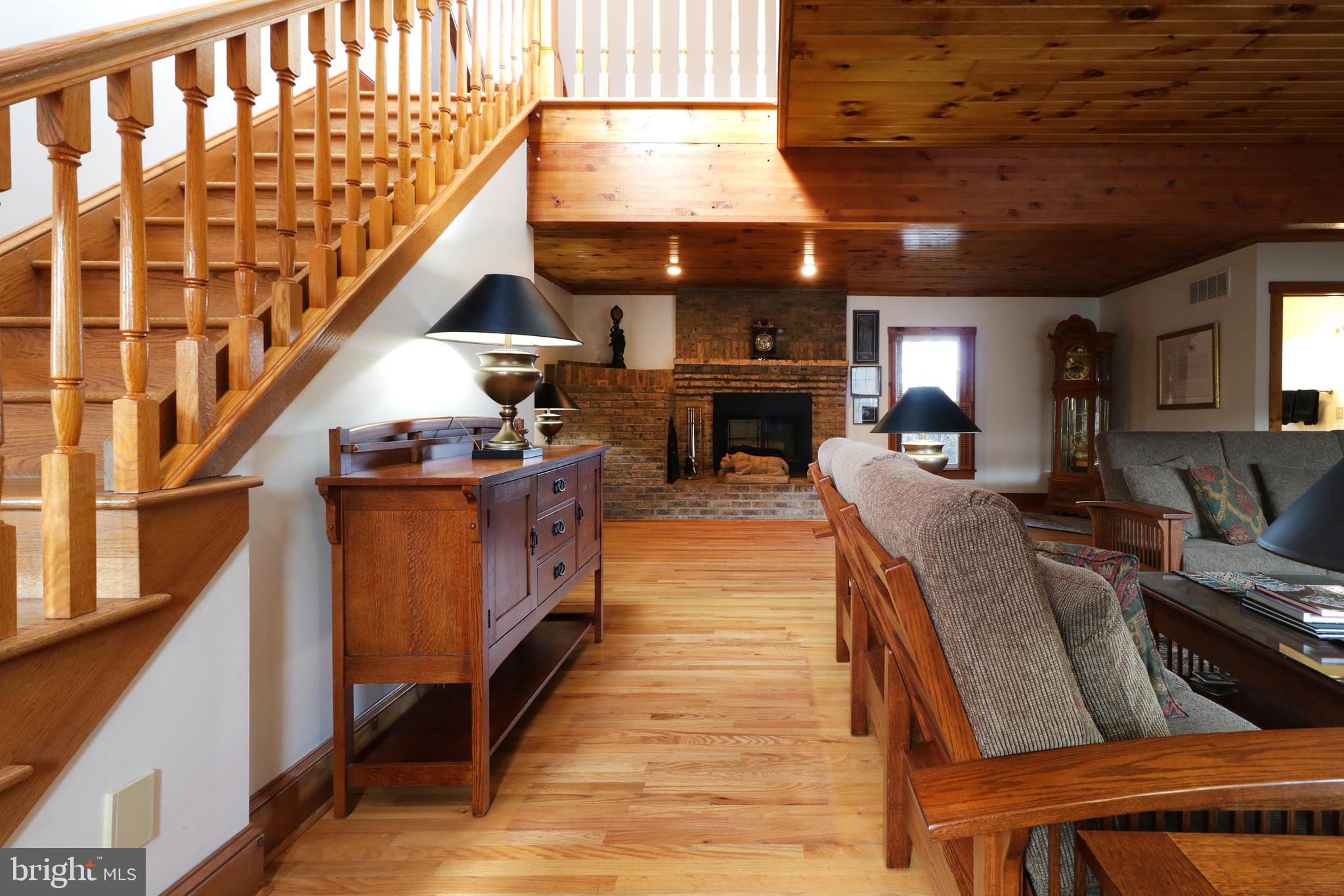 COLYER LAKE - Residential