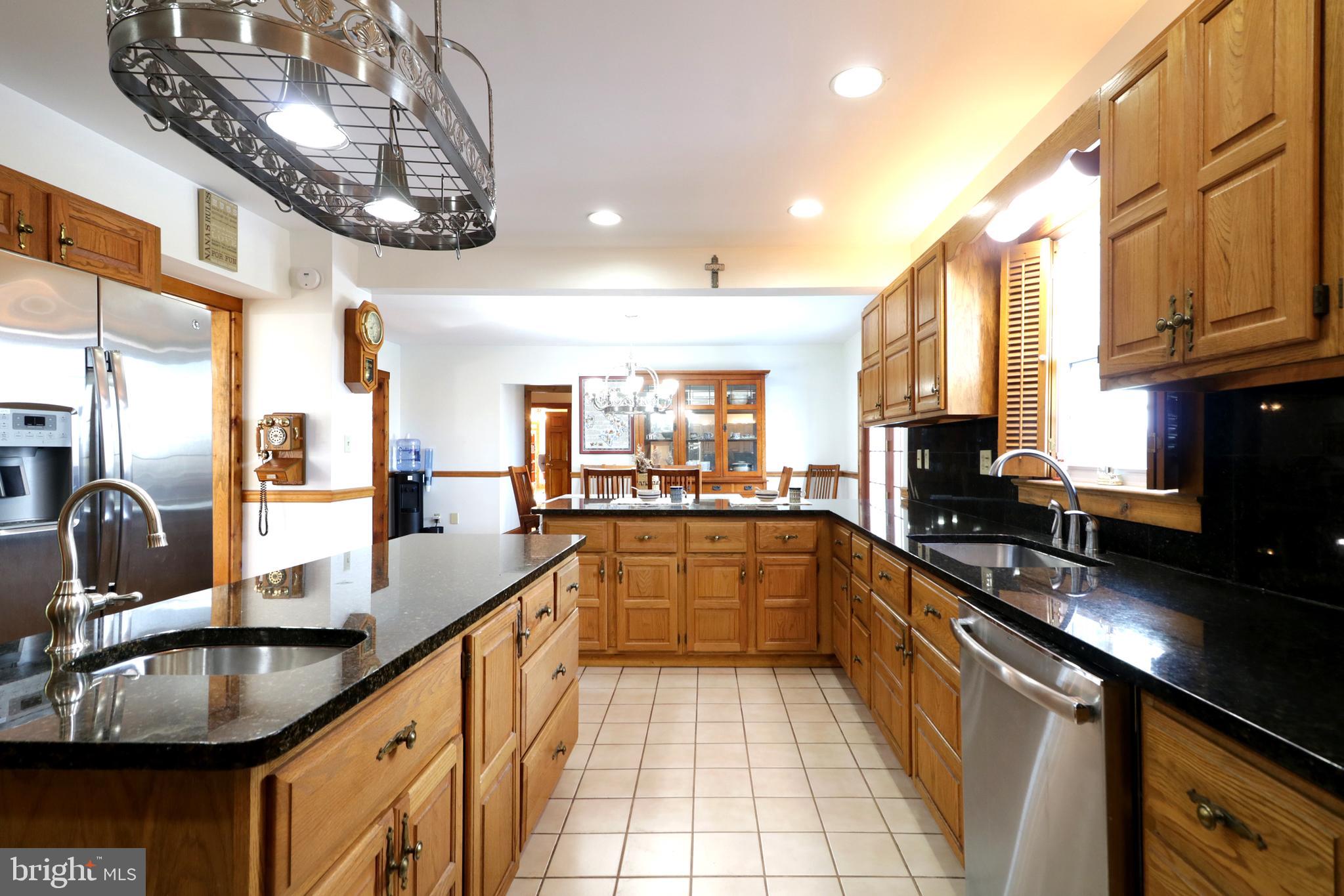 COLYER LAKE - Residential