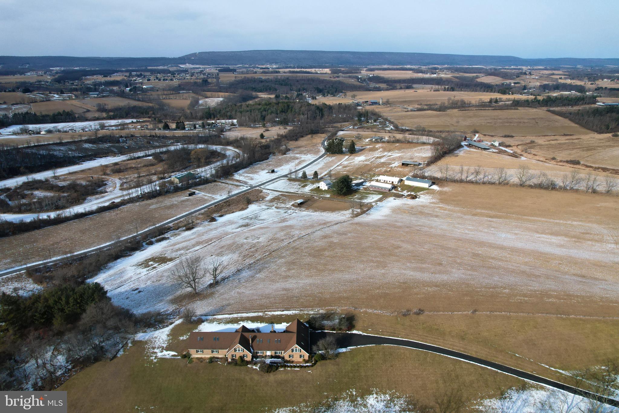 COLYER LAKE - Residential