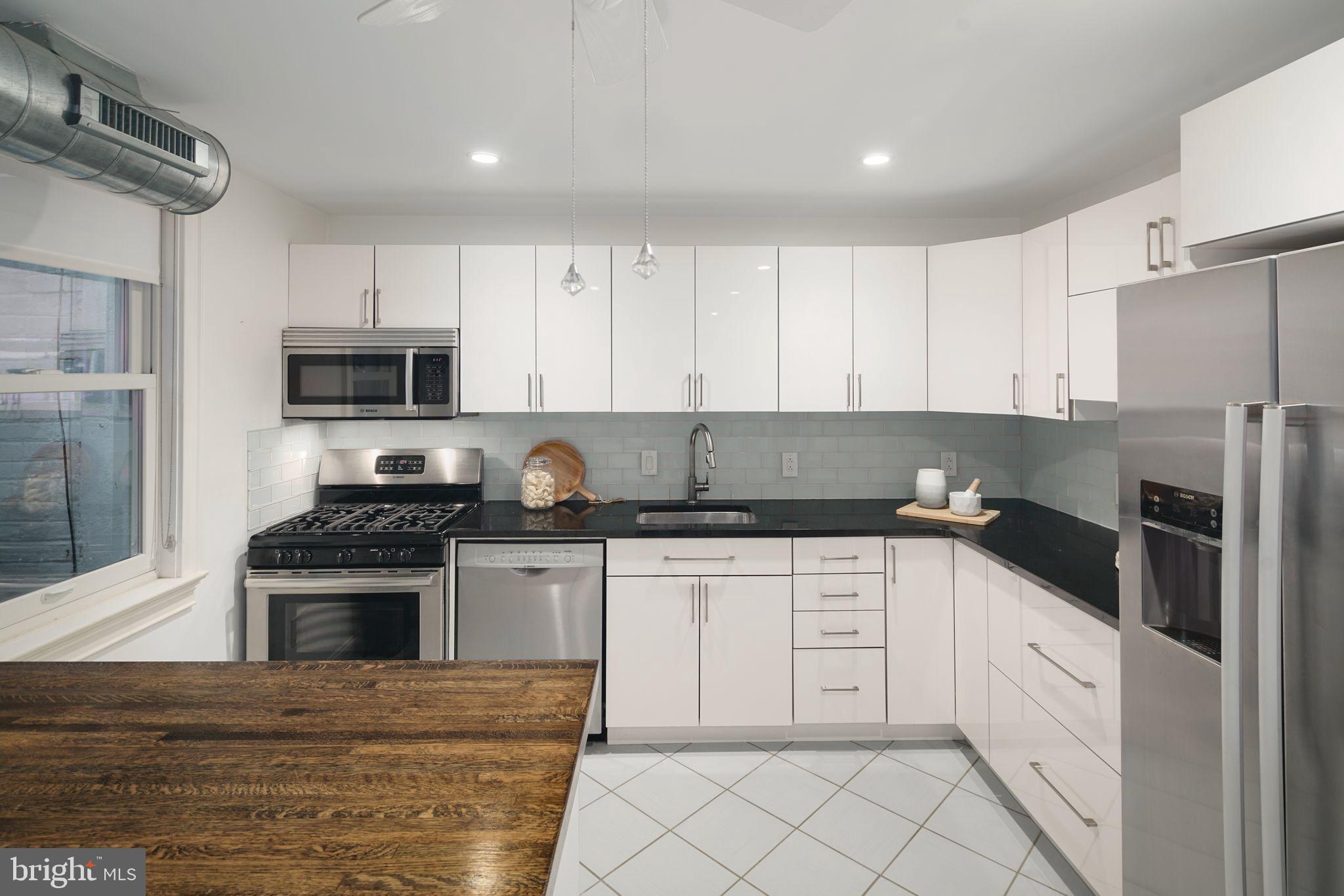 WASHINGTON SQ WEST - Residential