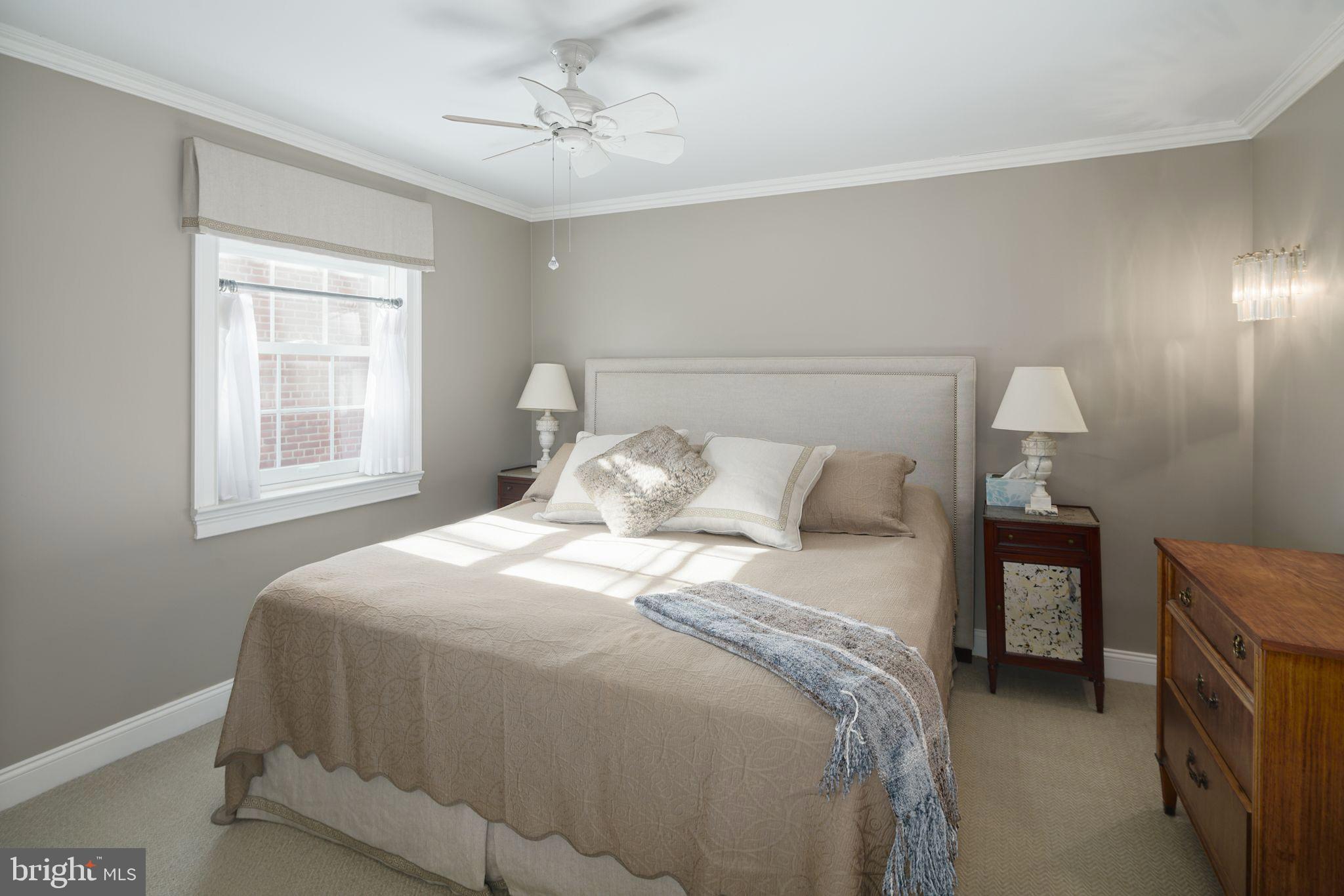 WASHINGTON SQ WEST - Residential