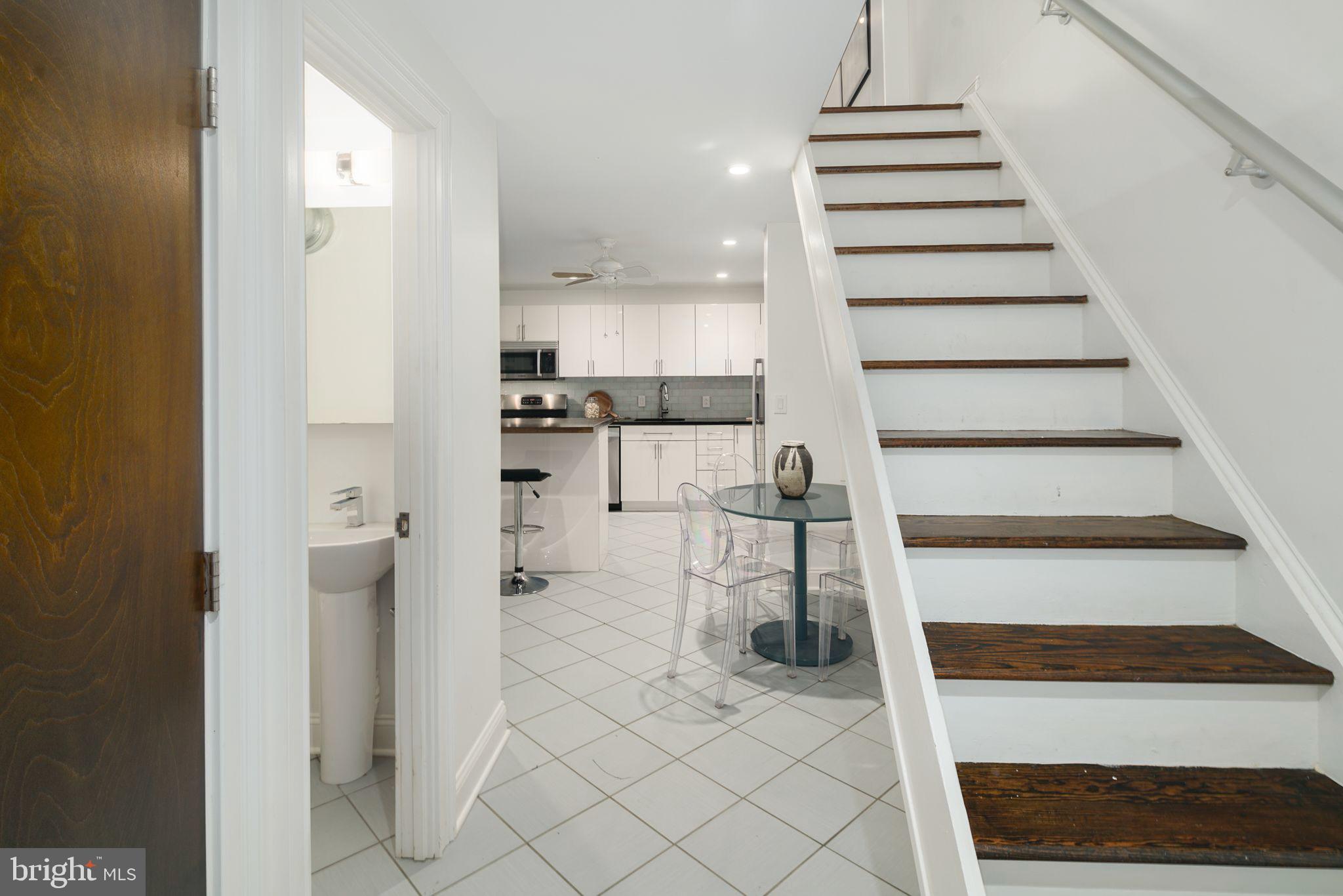 WASHINGTON SQ WEST - Residential