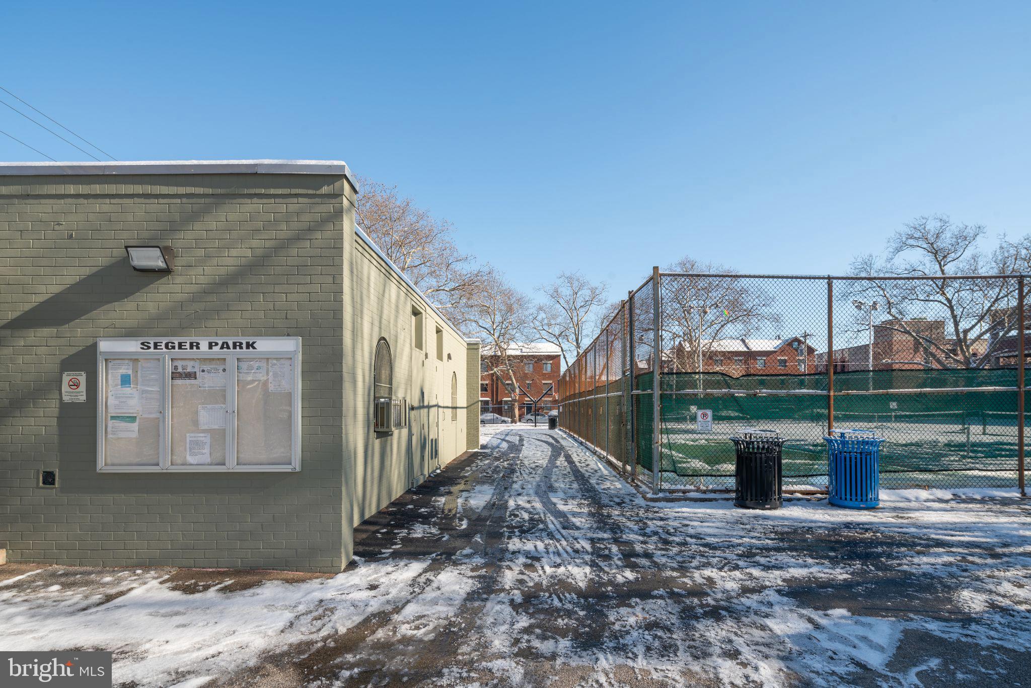 WASHINGTON SQ WEST - Residential