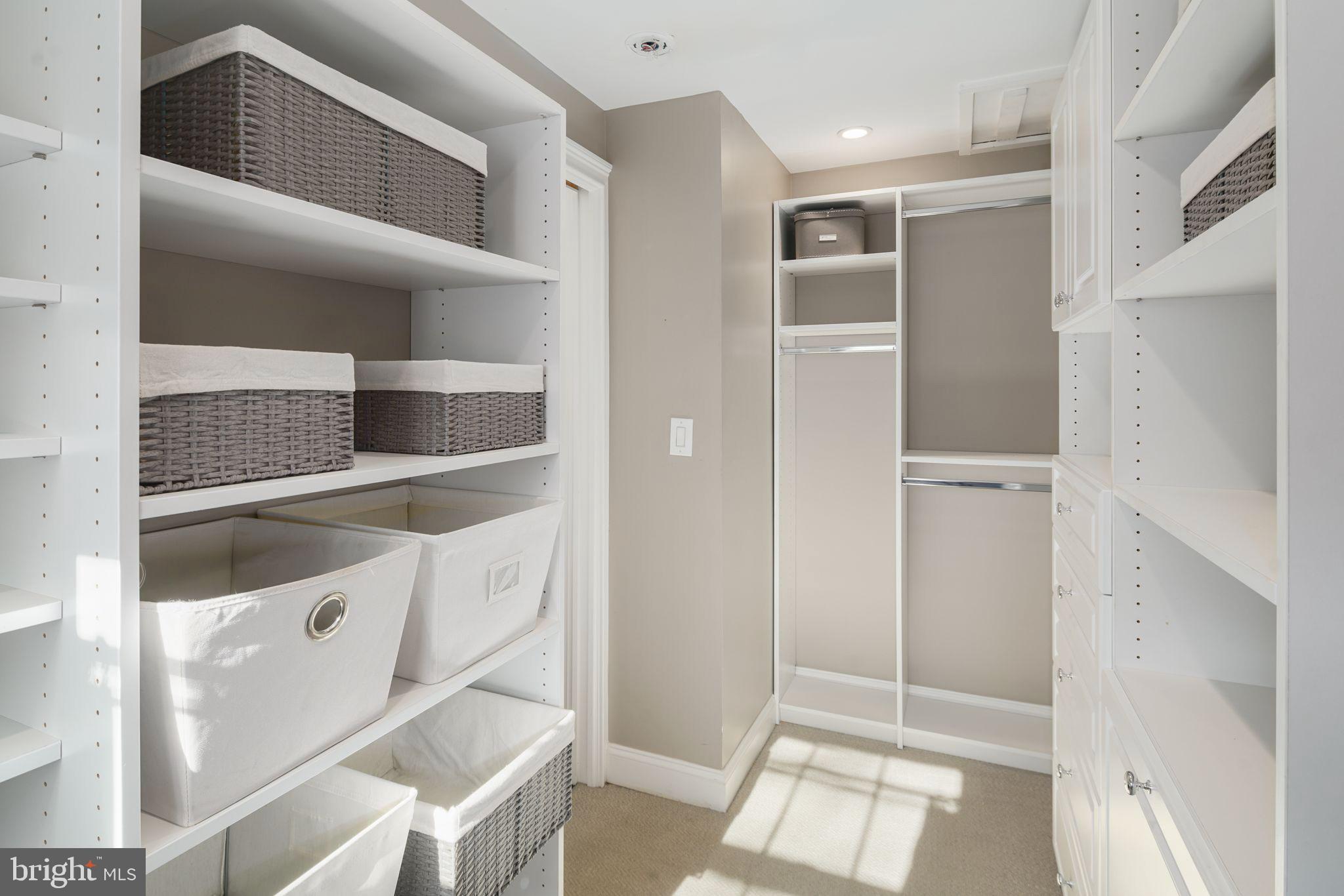 WASHINGTON SQ WEST - Residential