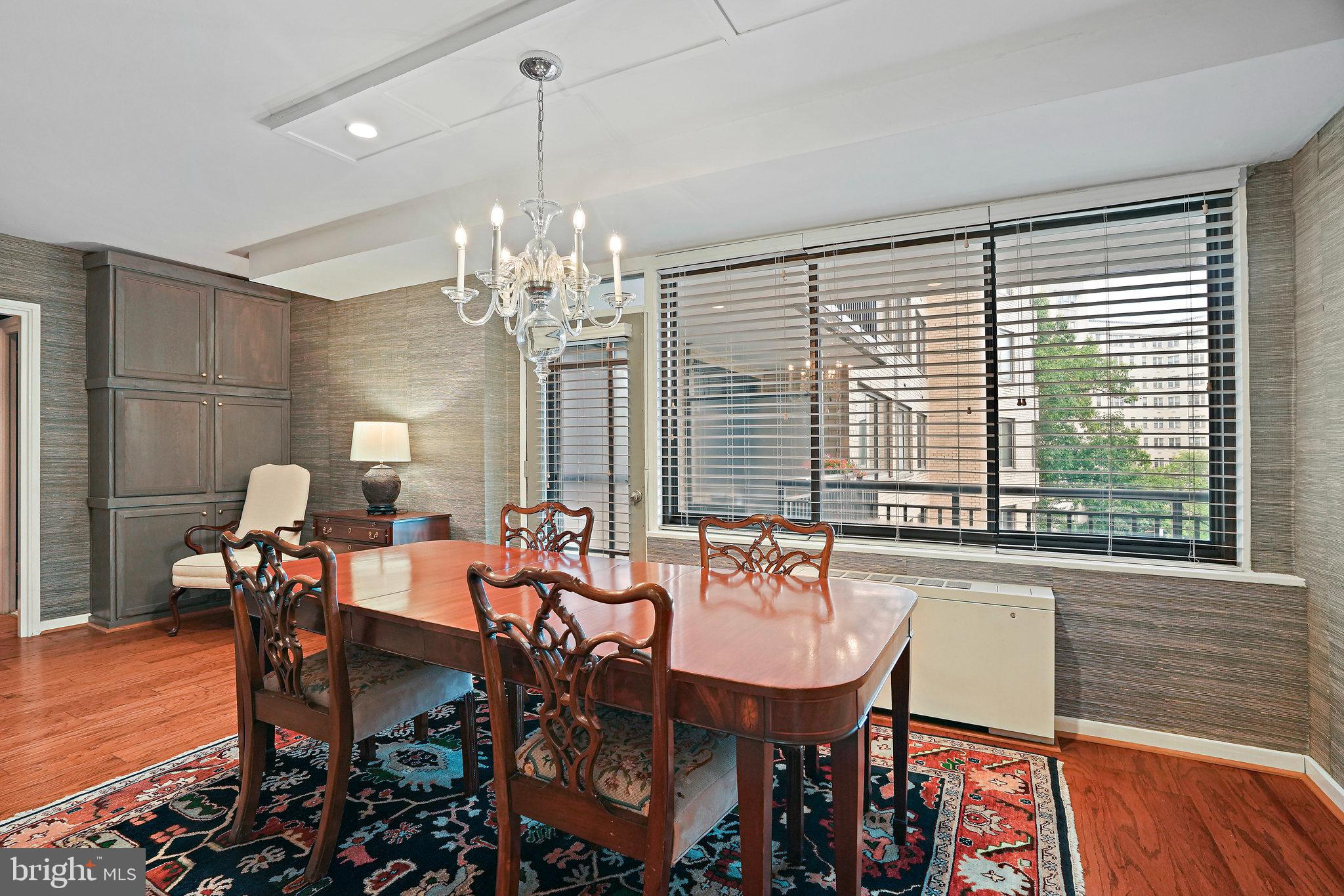 4740 CONNECTICUT AVENUE NW 404