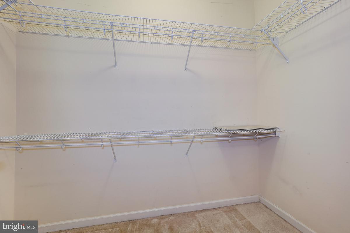 THE COLONNADE AT KENTLANDS - Residential