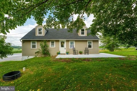 Photo of 1502 Lancaster Pike, Quarryville, PA 17566 (MLS # PALA2054712)