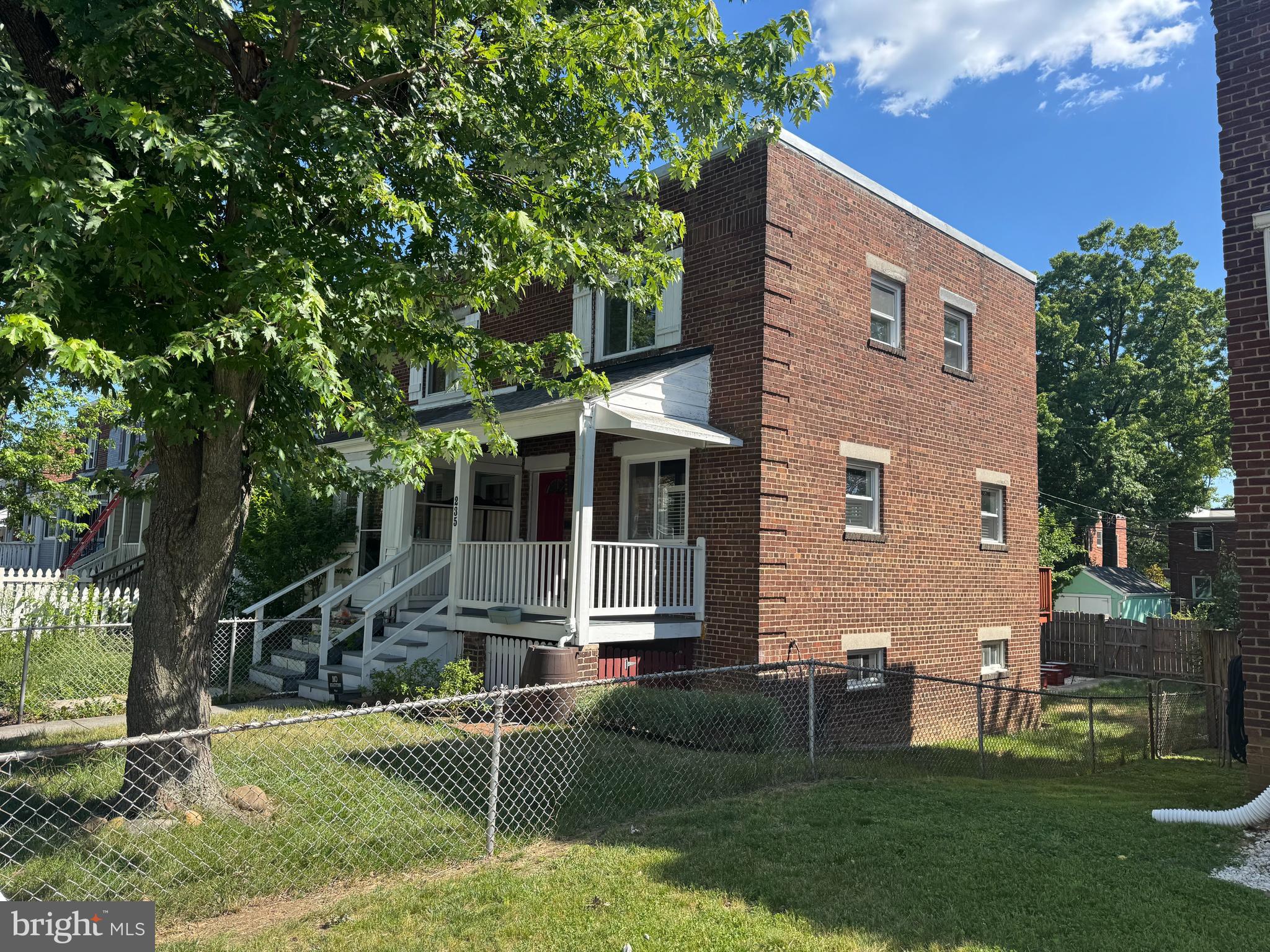 235 EVANS LANE