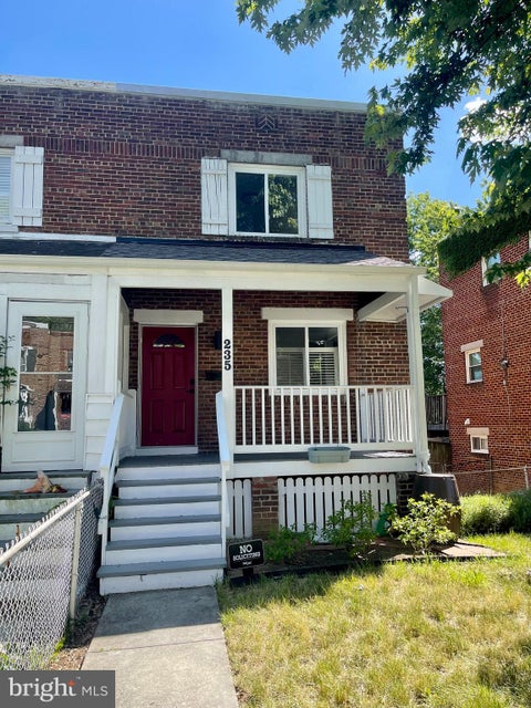 Townhouse For Sale - 235 Evans Lane<br/> ALEXANDRIA, VA 22305
