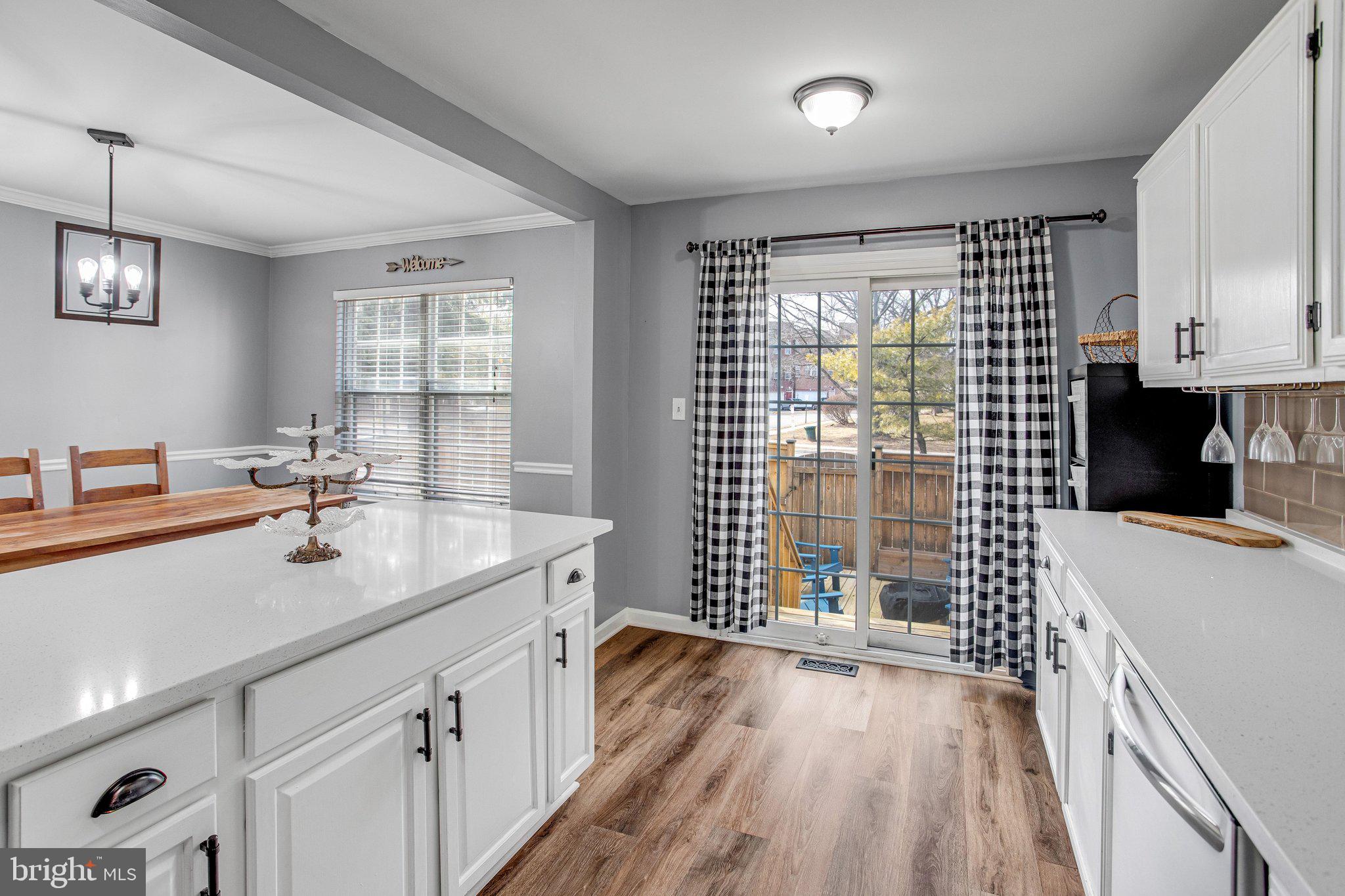 GUNSTON SQUARE - Residential