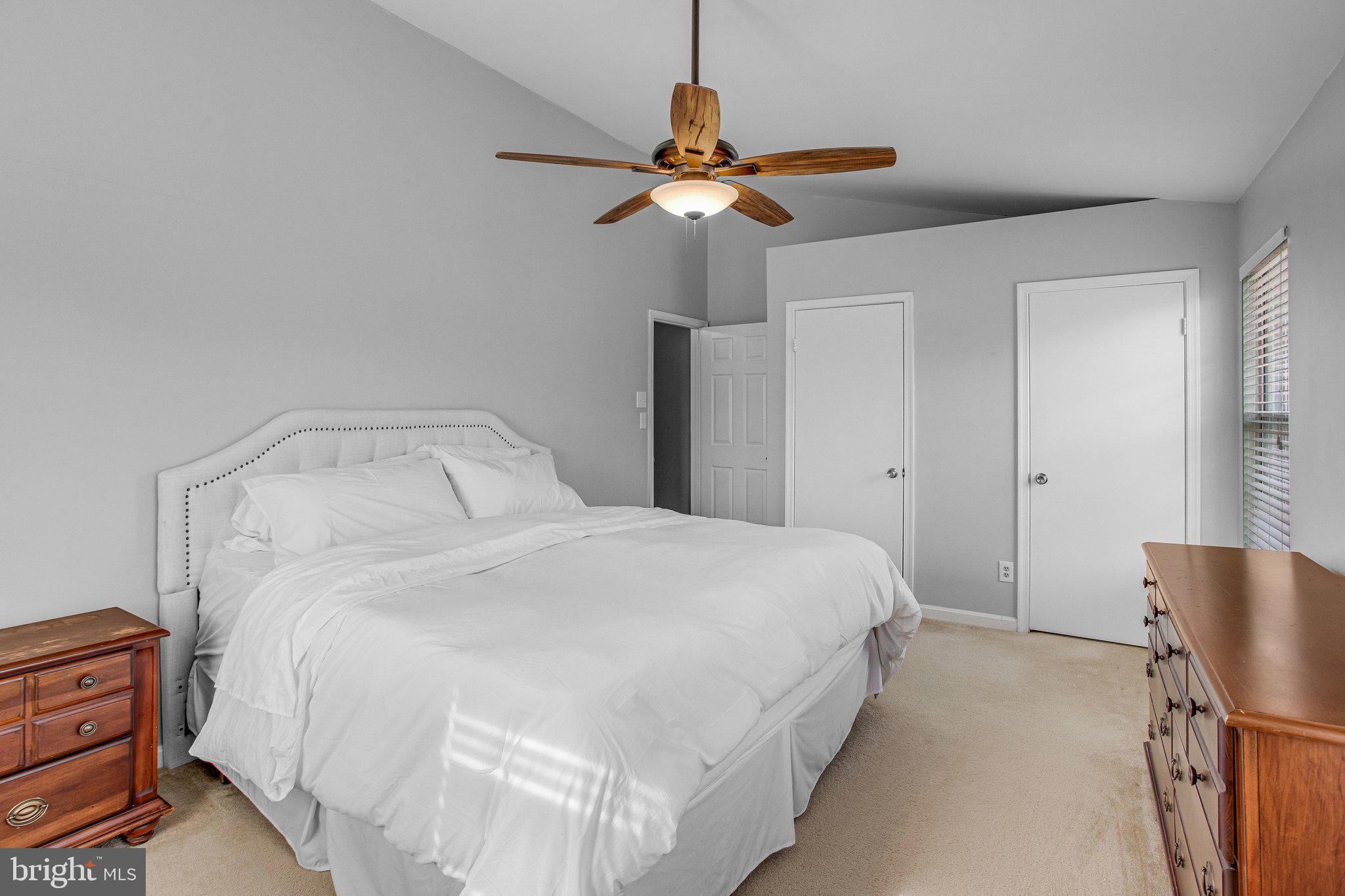 GUNSTON SQUARE - Residential