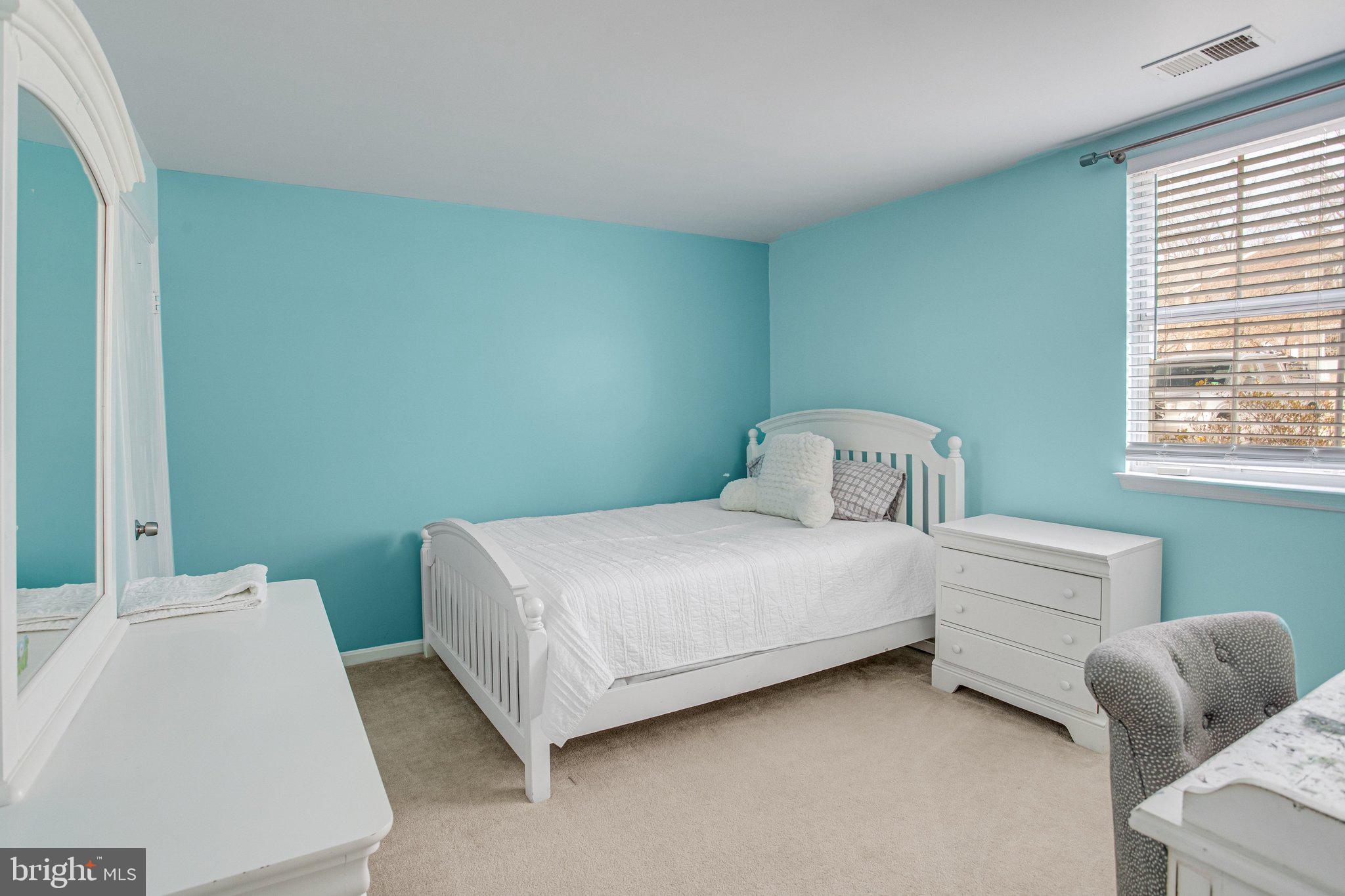 GUNSTON SQUARE - Residential