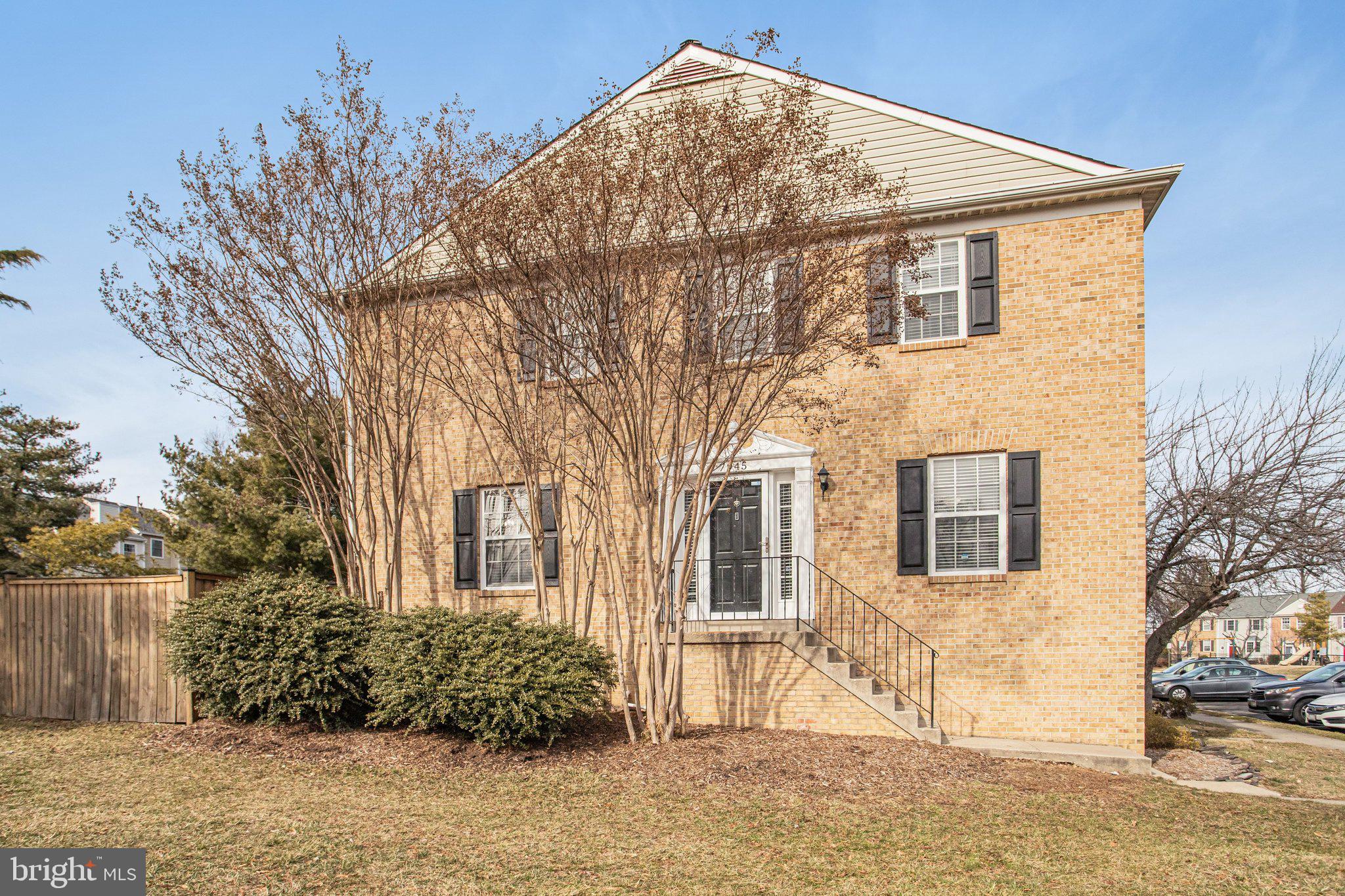 GUNSTON SQUARE - Residential