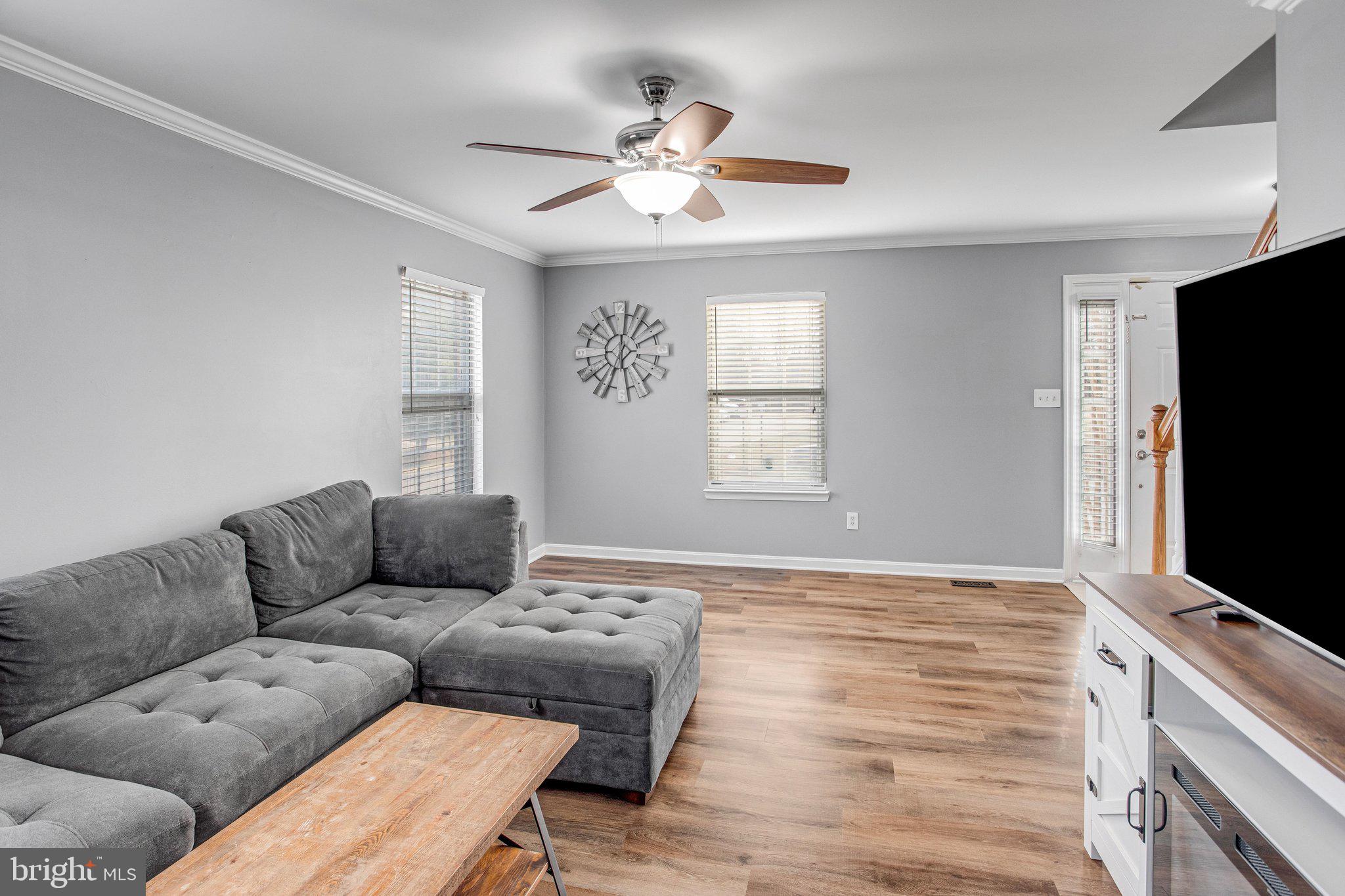 GUNSTON SQUARE - Residential