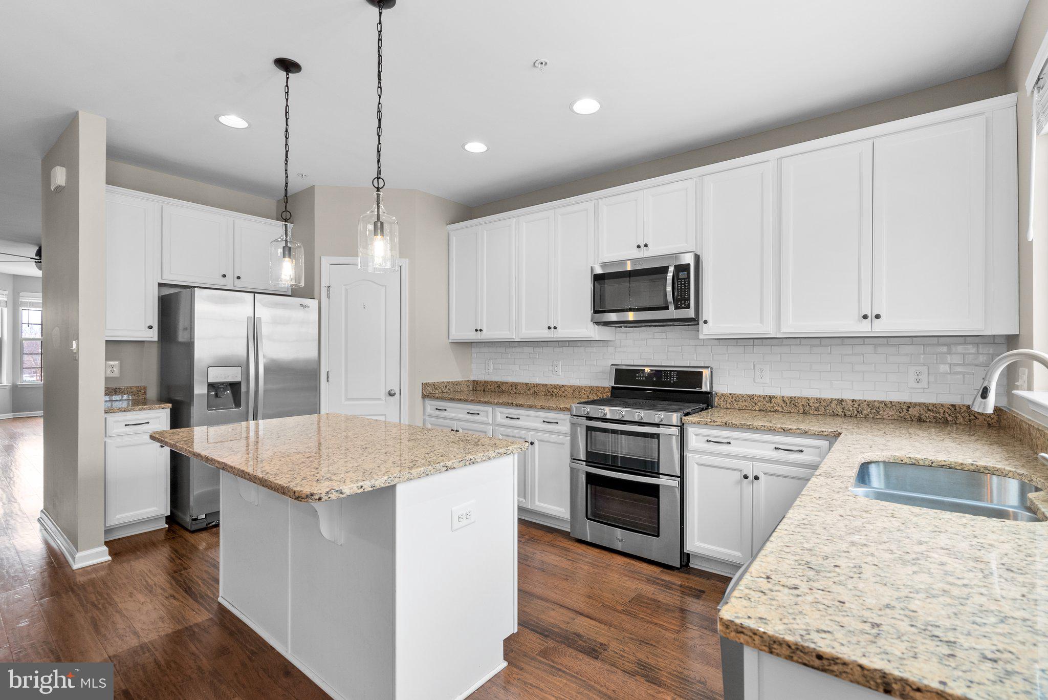 TALLYN RIDGE - Residential