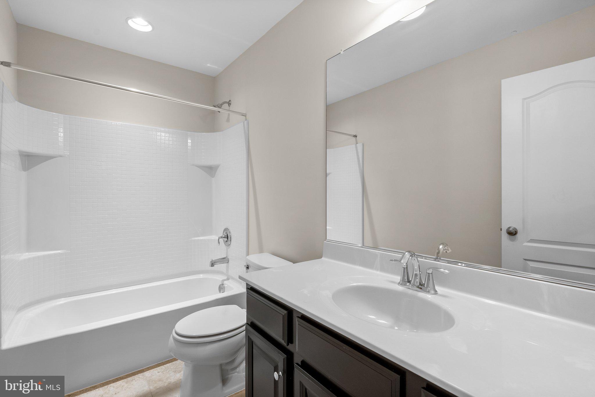 TALLYN RIDGE - Residential