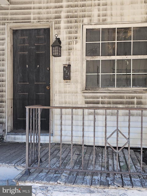 Townhouse For Sale - 621 E Centre Street<br/> MAHANOY CITY, PA 17948